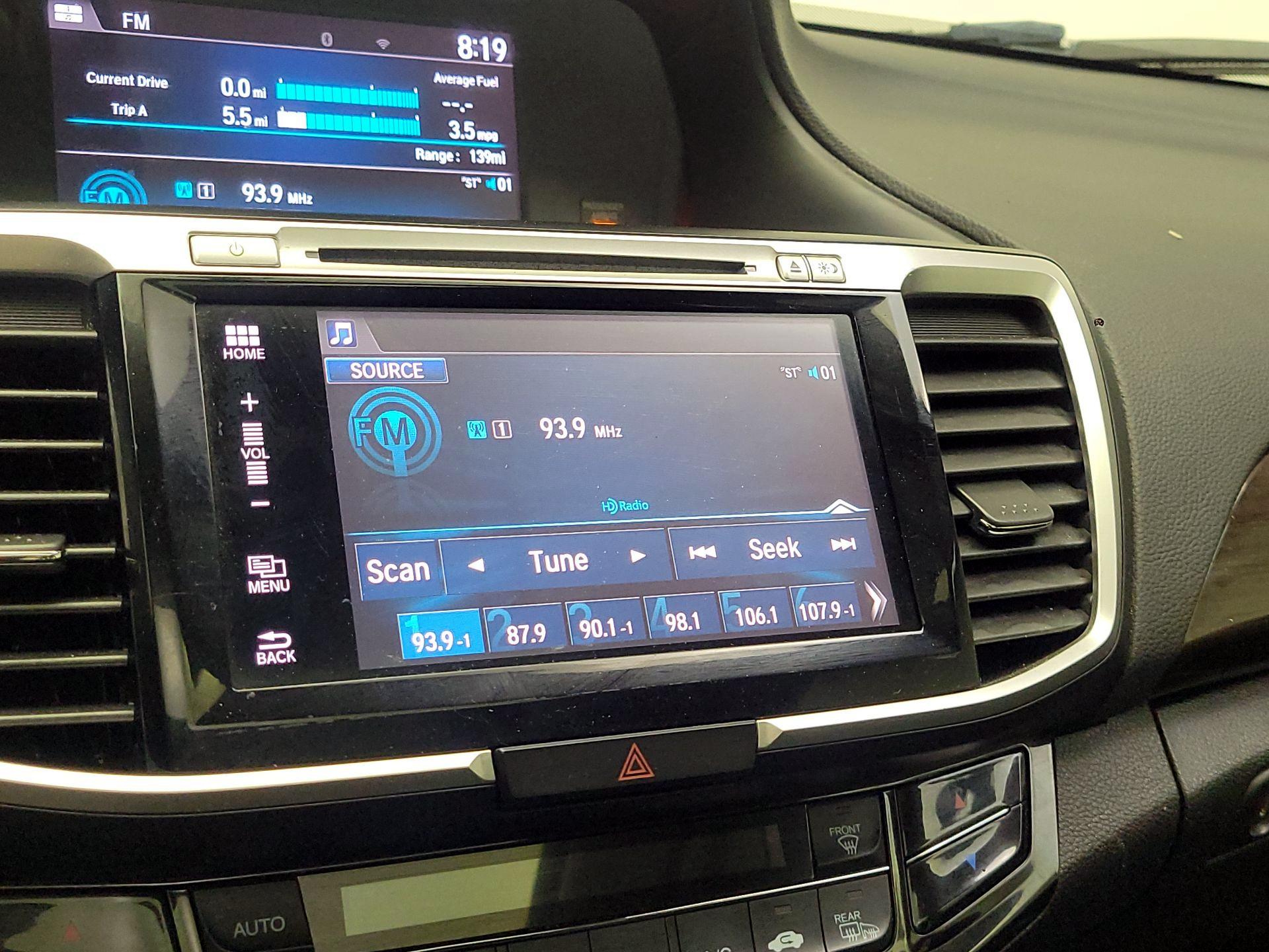 Thumbnail: 2017 Honda Accord - 15