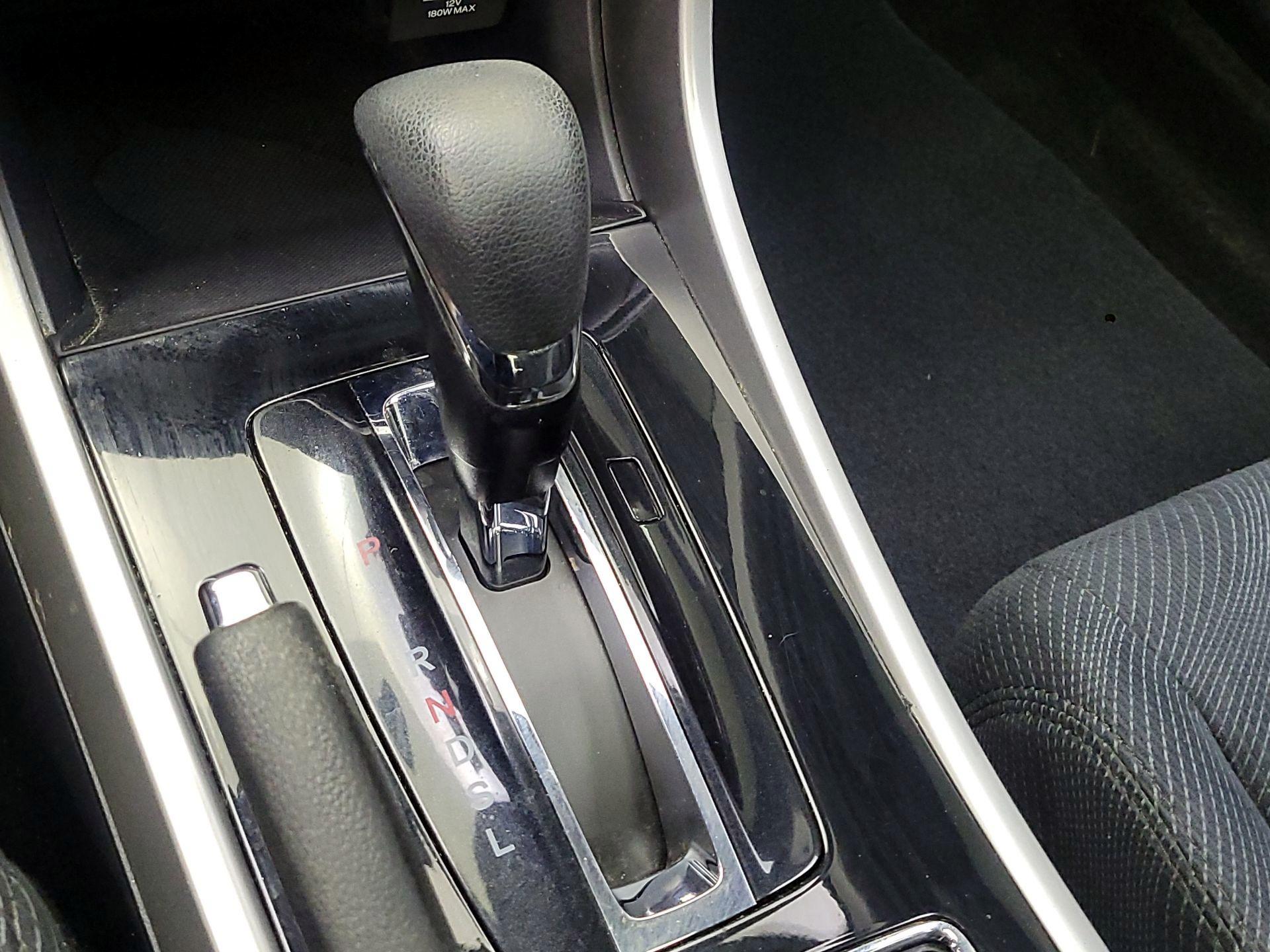 Thumbnail: 2017 Honda Accord - 17