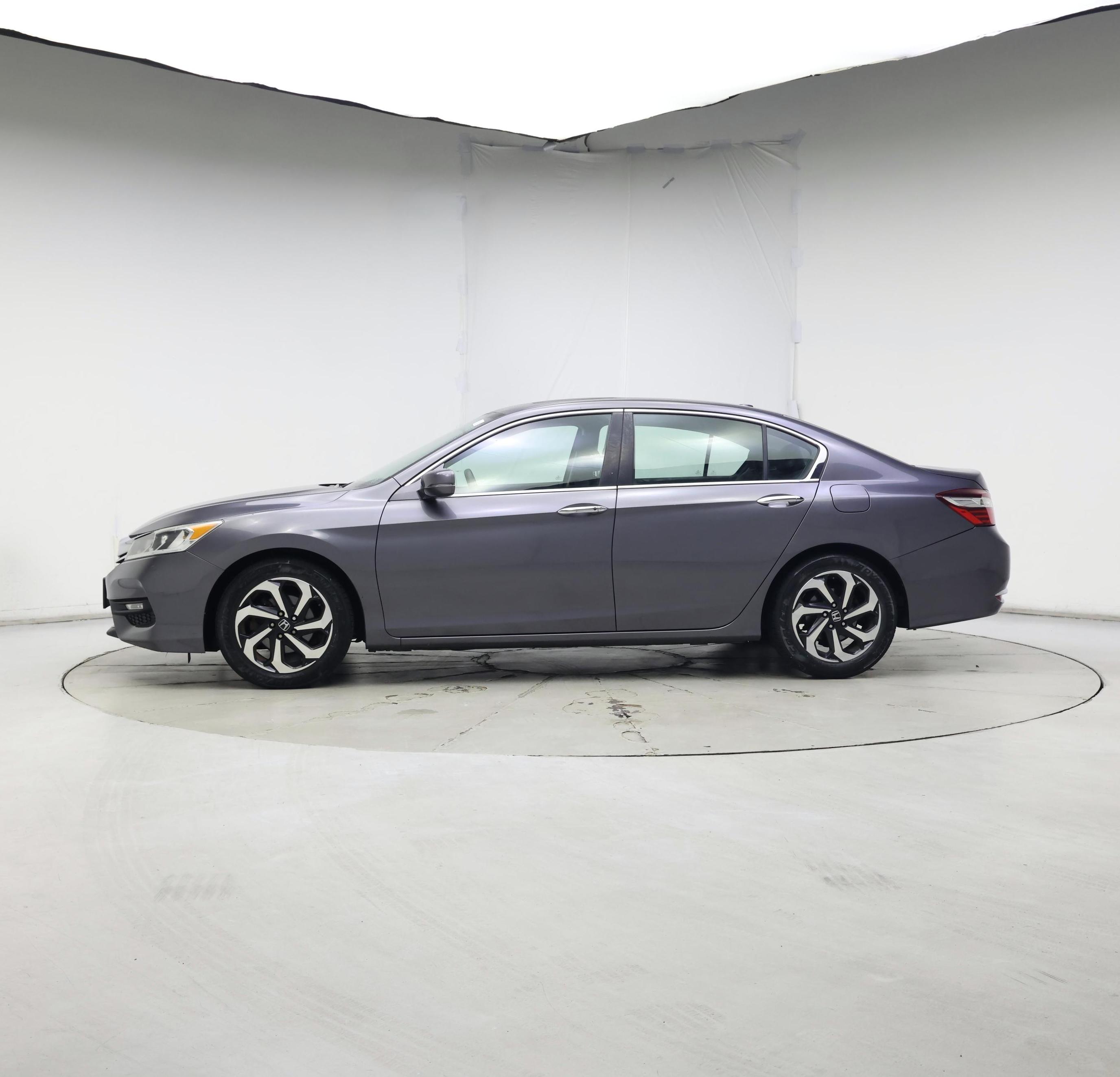 Thumbnail: 2017 Honda Accord - 3