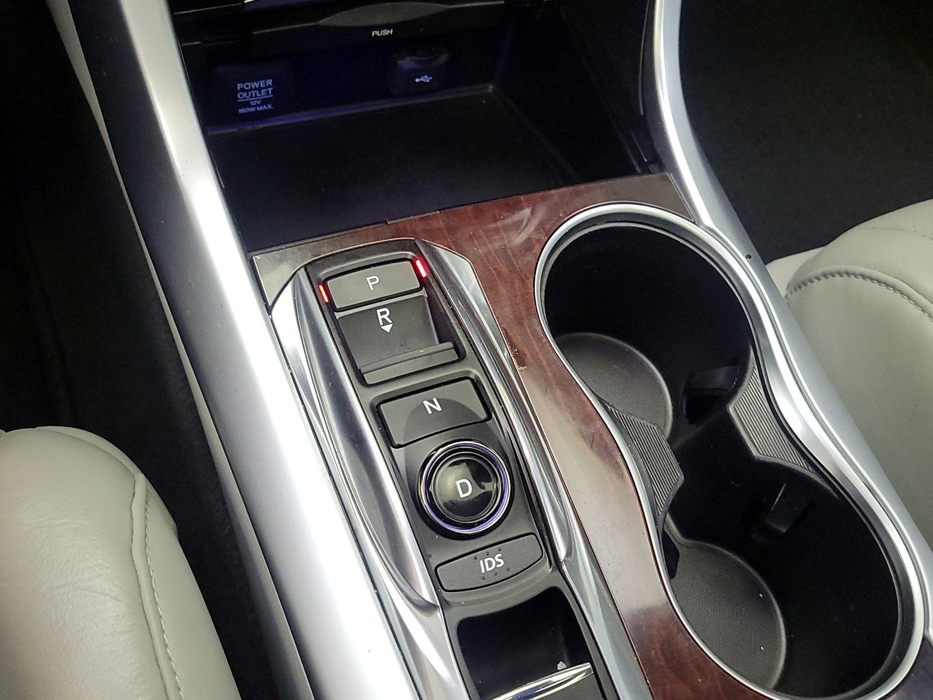 Thumbnail: 2015 Acura TLX - 18