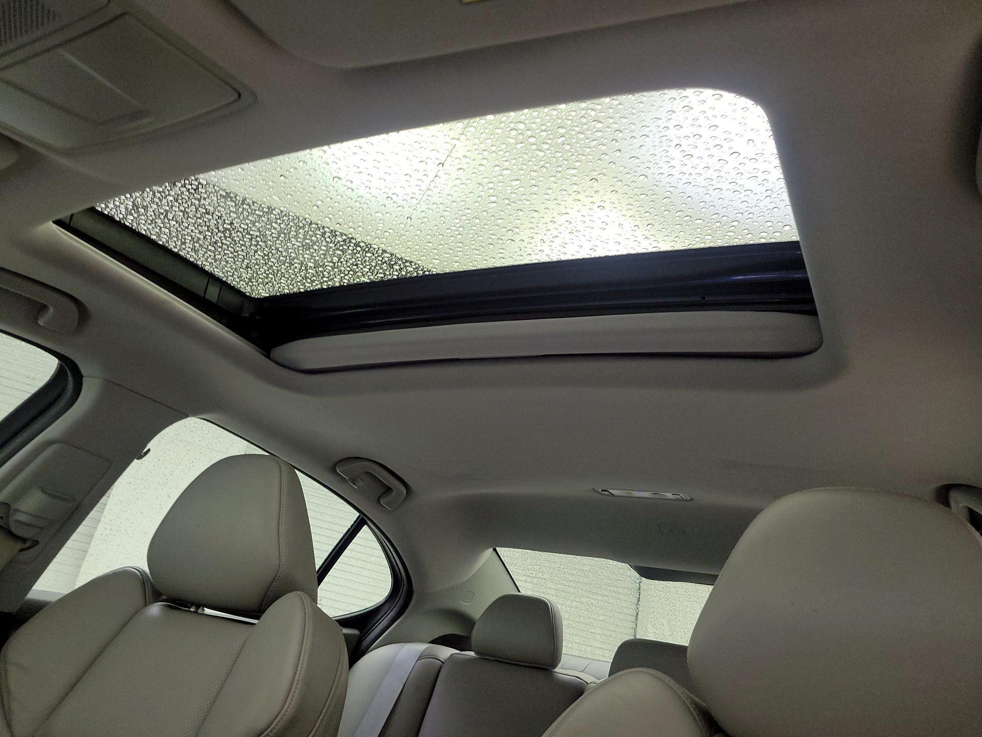 Thumbnail: 2015 Acura TLX - 20