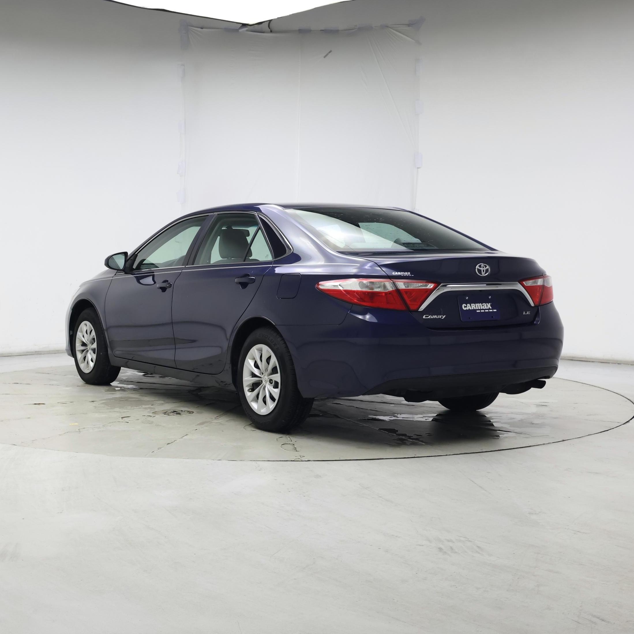 Thumbnail: 2015 Toyota Camry - 2