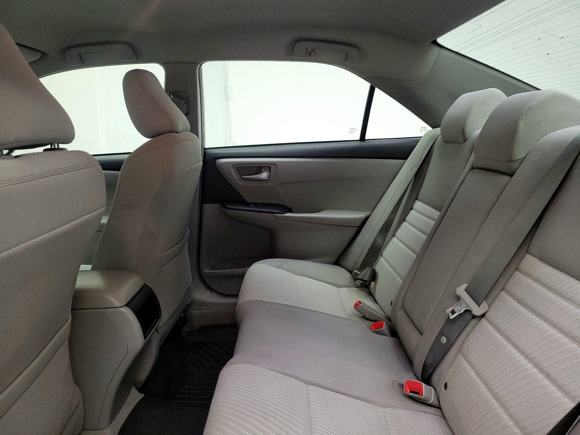 Thumbnail: 2015 Toyota Camry - 19