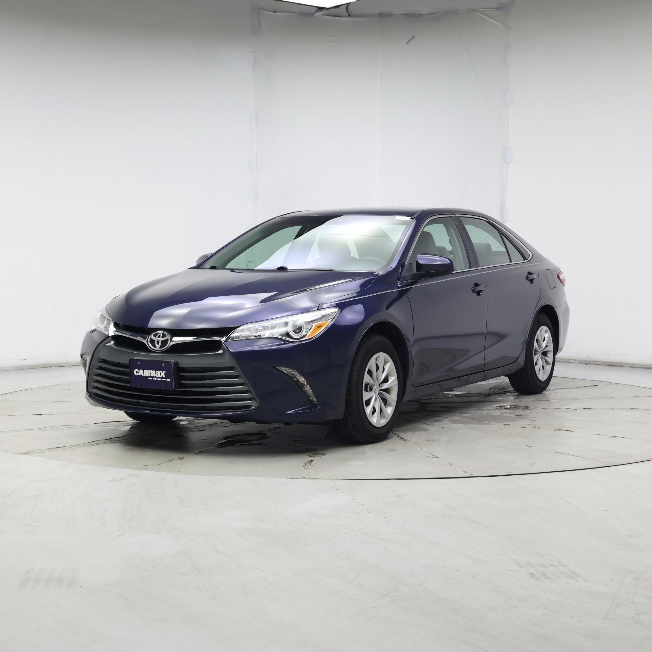 Thumbnail: 2015 Toyota Camry - 4