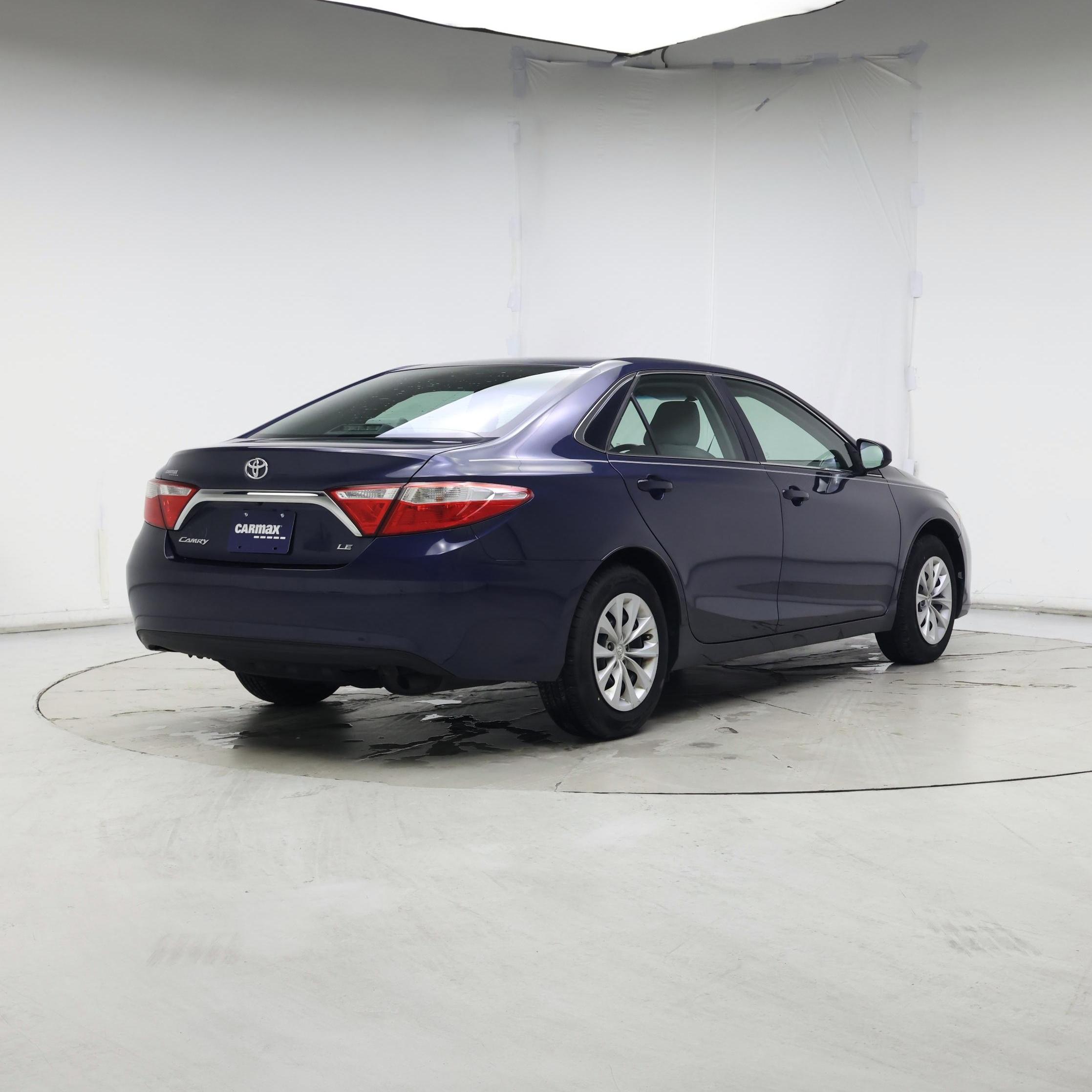 Thumbnail: 2015 Toyota Camry - 8