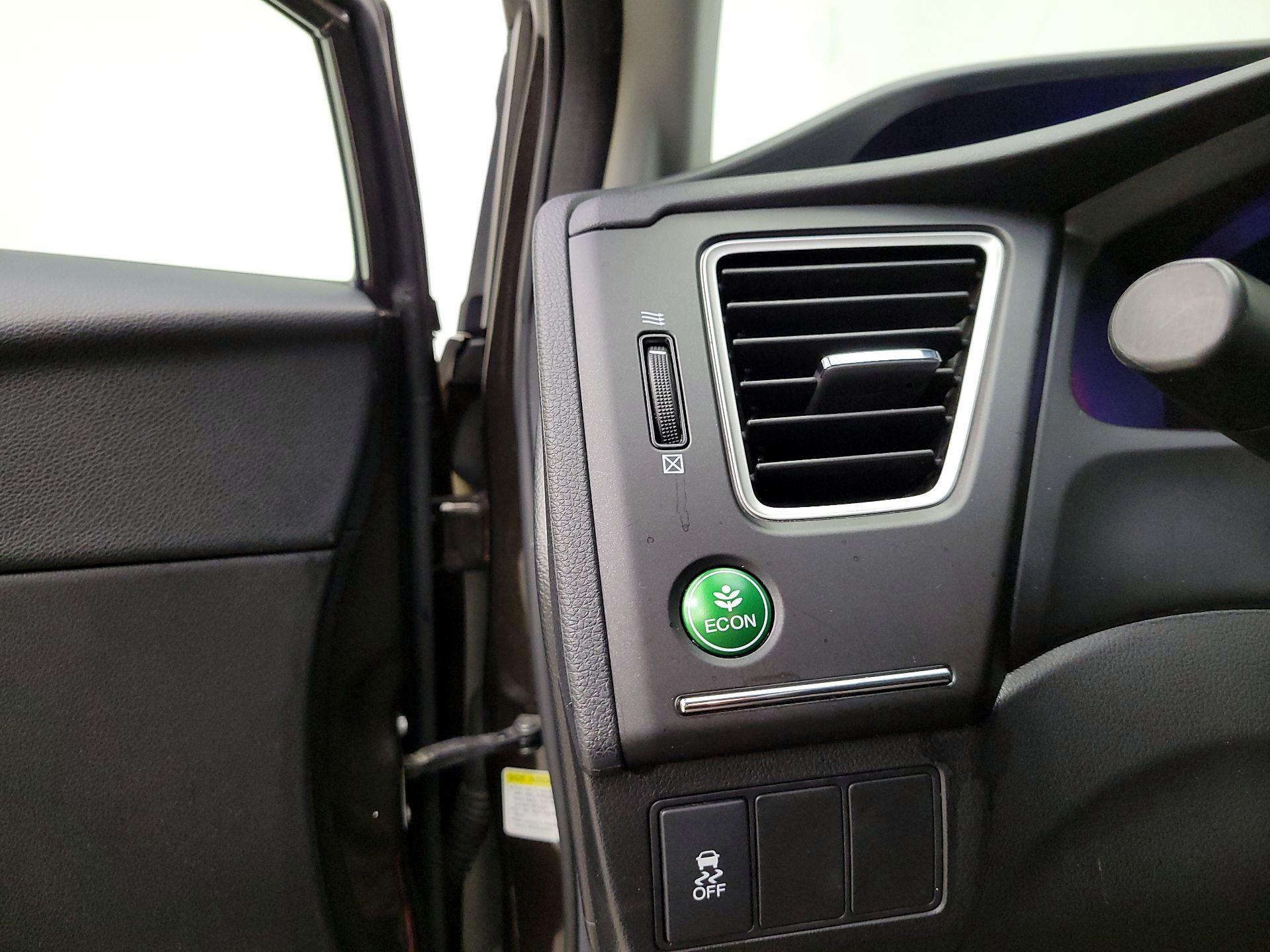 Thumbnail: 2014 Honda Civic - 13