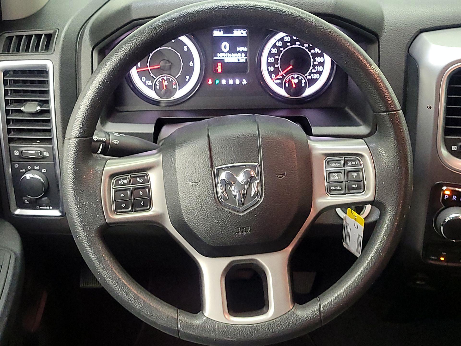 Thumbnail: 2022 RAM 1500 Classic - 10