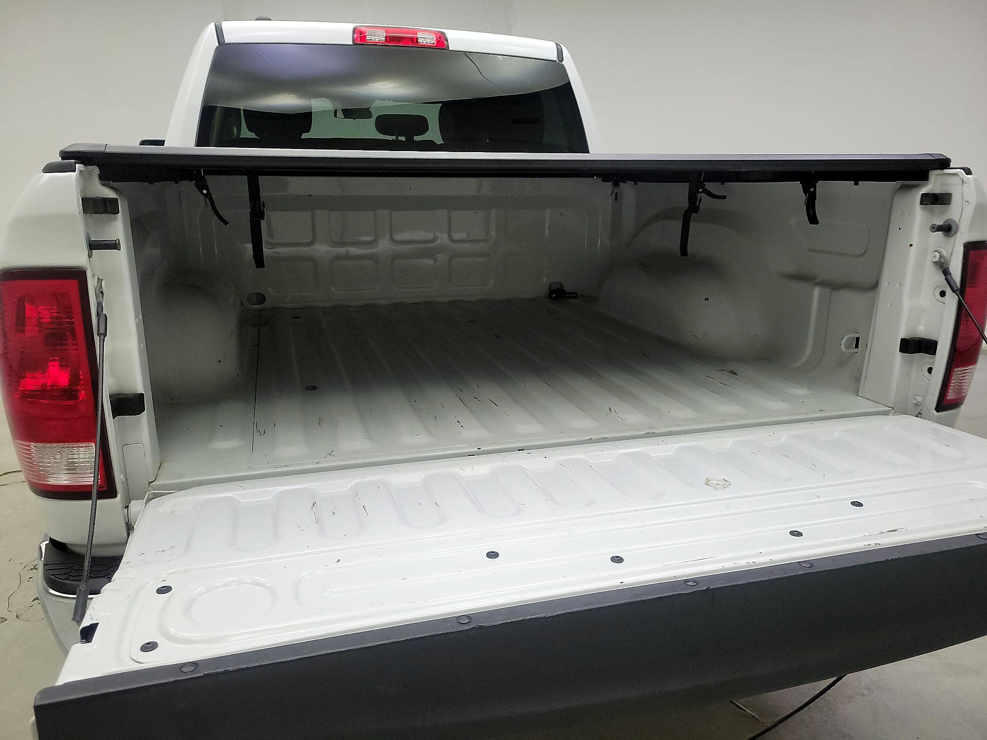 Thumbnail: 2022 RAM 1500 Classic - 20