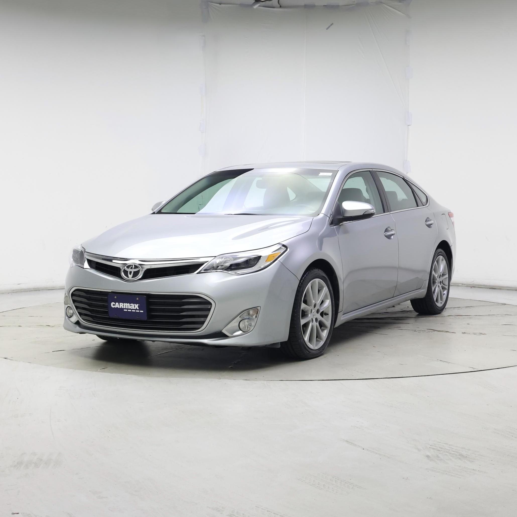 Thumbnail: 2015 Toyota Avalon - 4