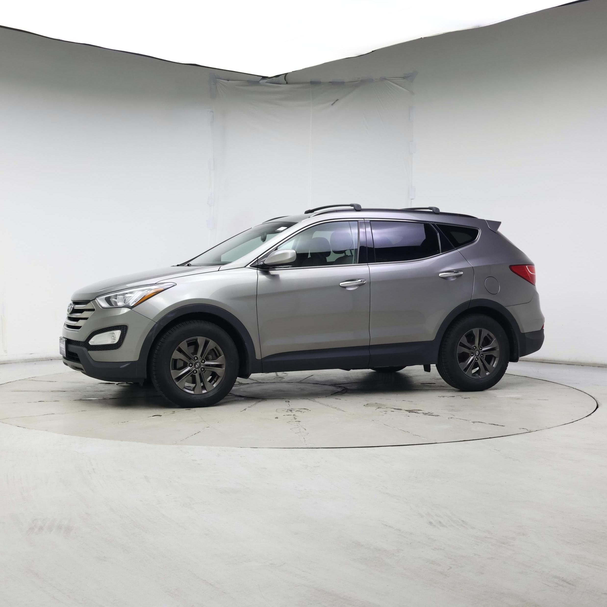 Thumbnail: 2016 Hyundai Santa Fe - 3