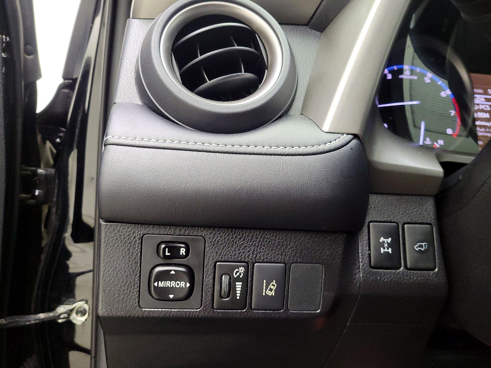 Thumbnail: 2017 Toyota RAV4 - 13