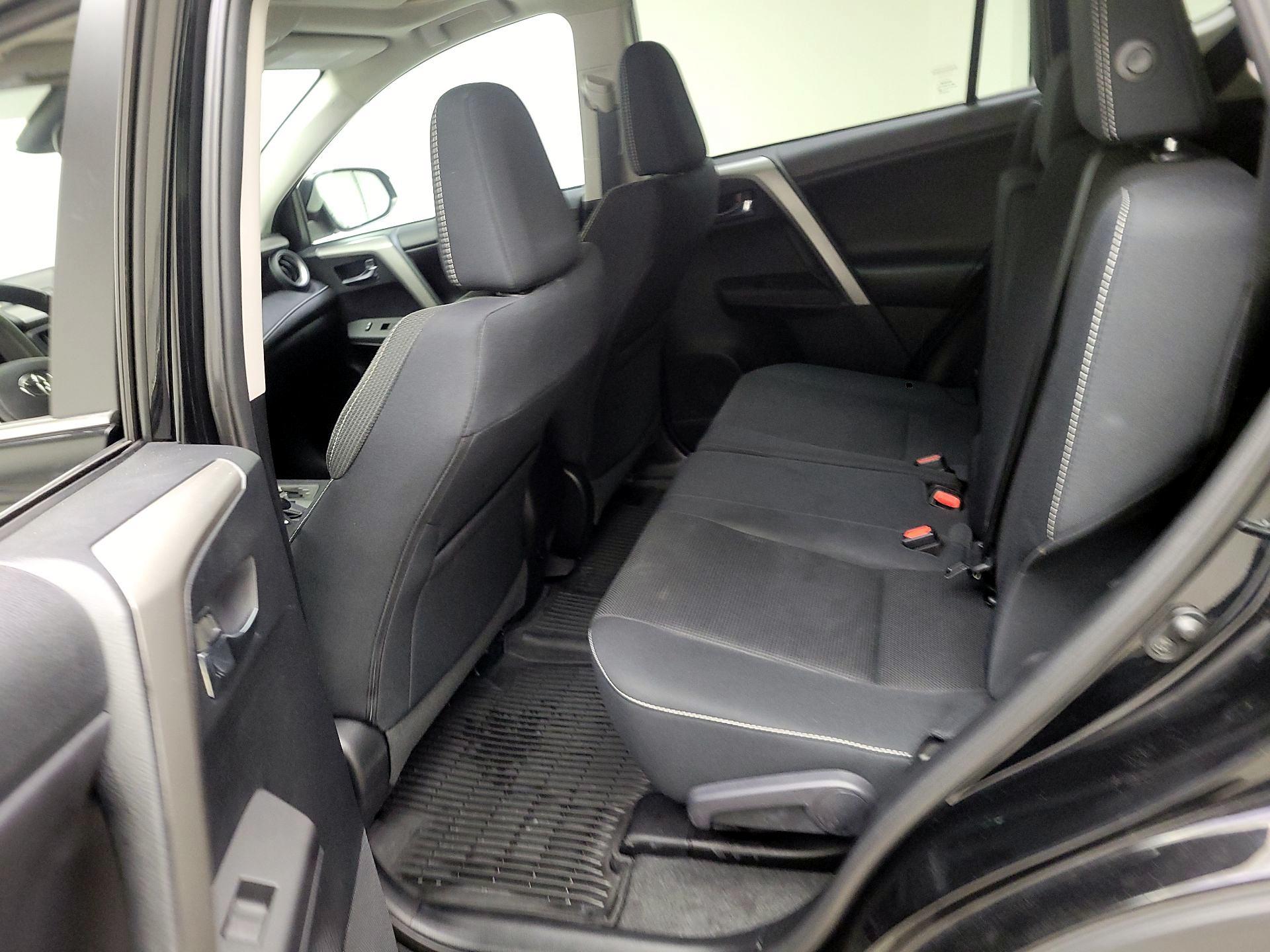 Thumbnail: 2017 Toyota RAV4 - 19