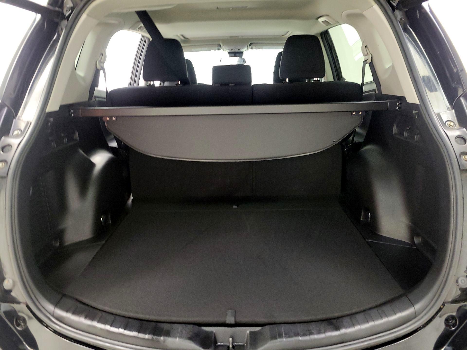 Thumbnail: 2017 Toyota RAV4 - 20