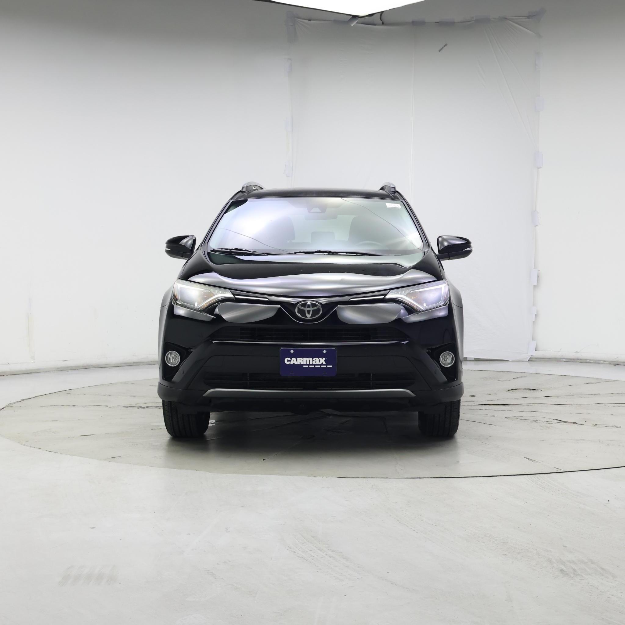 Thumbnail: 2017 Toyota RAV4 - 5