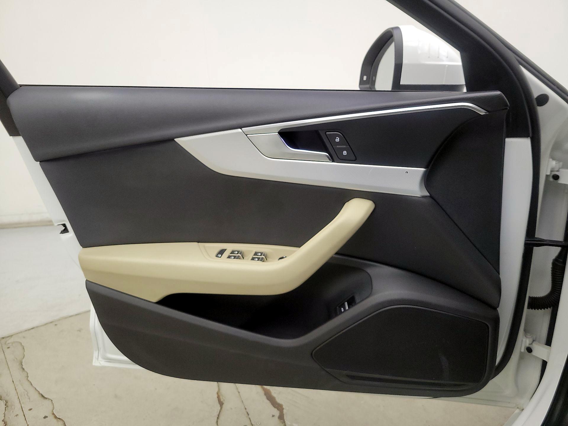 Thumbnail: 2017 Audi A4 - 12