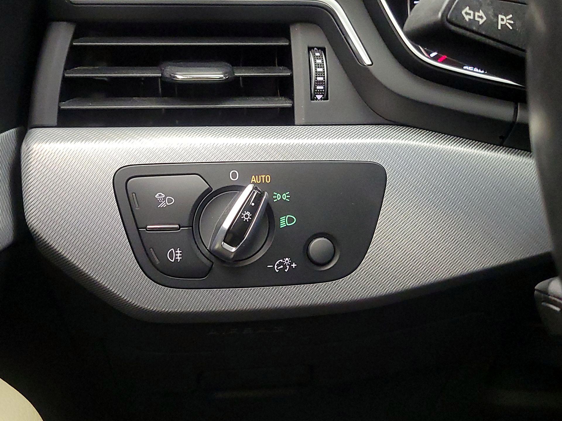 Thumbnail: 2017 Audi A4 - 13