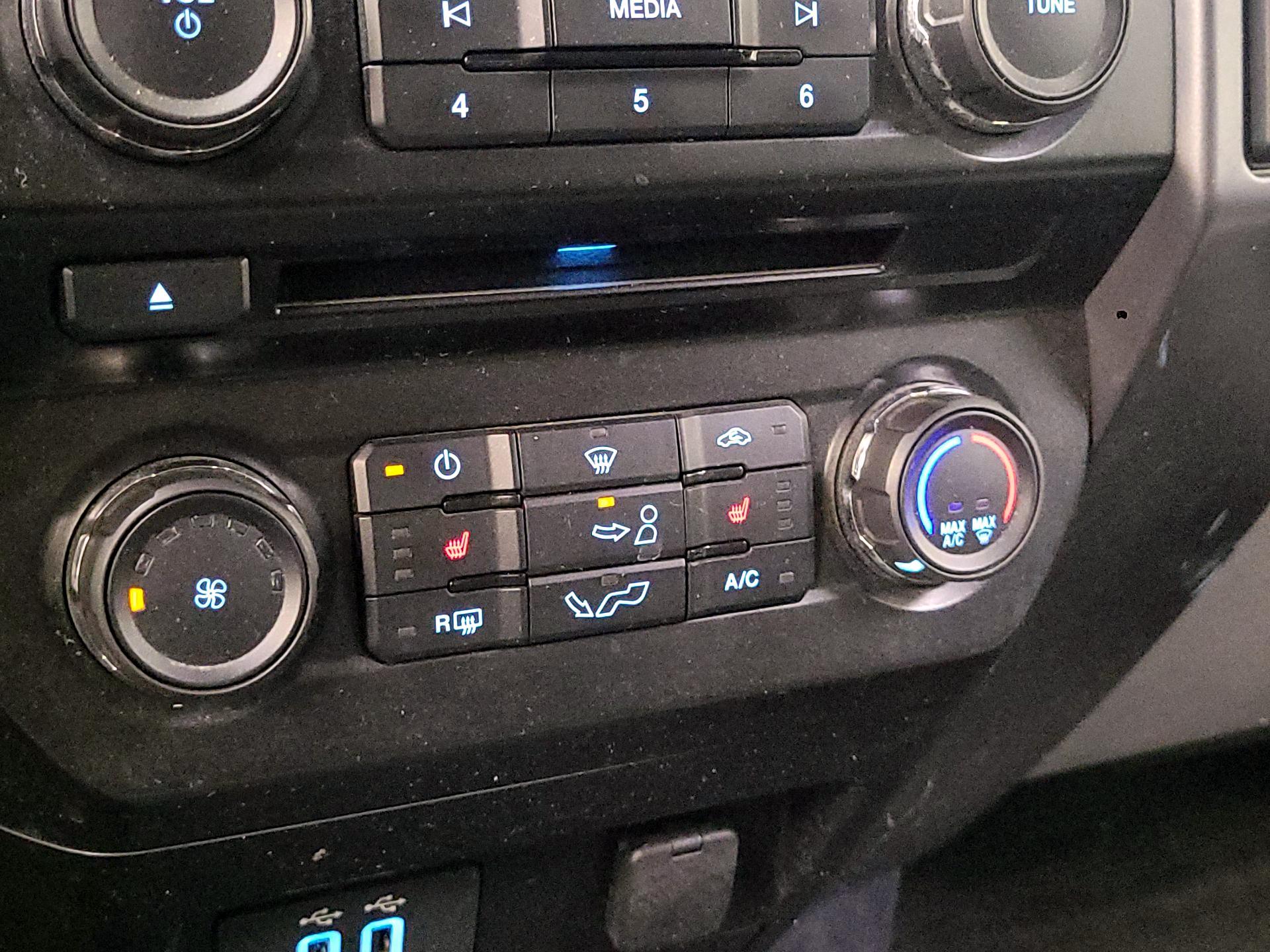 Thumbnail: 2016 Ford F-150 - 16