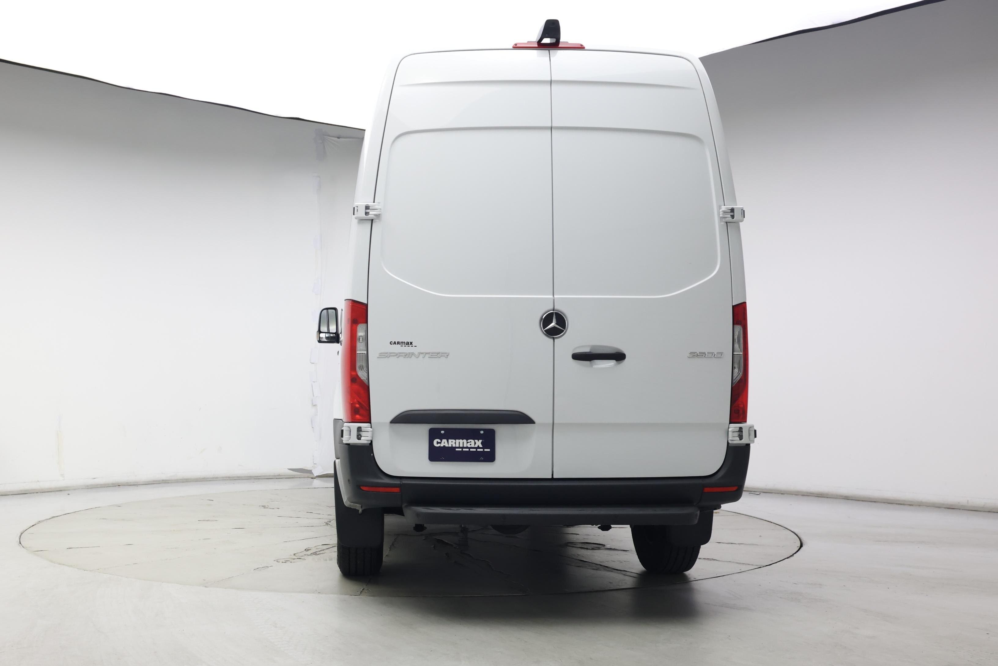 Thumbnail: 2025 Mercedes-Benz Sprinter - 6