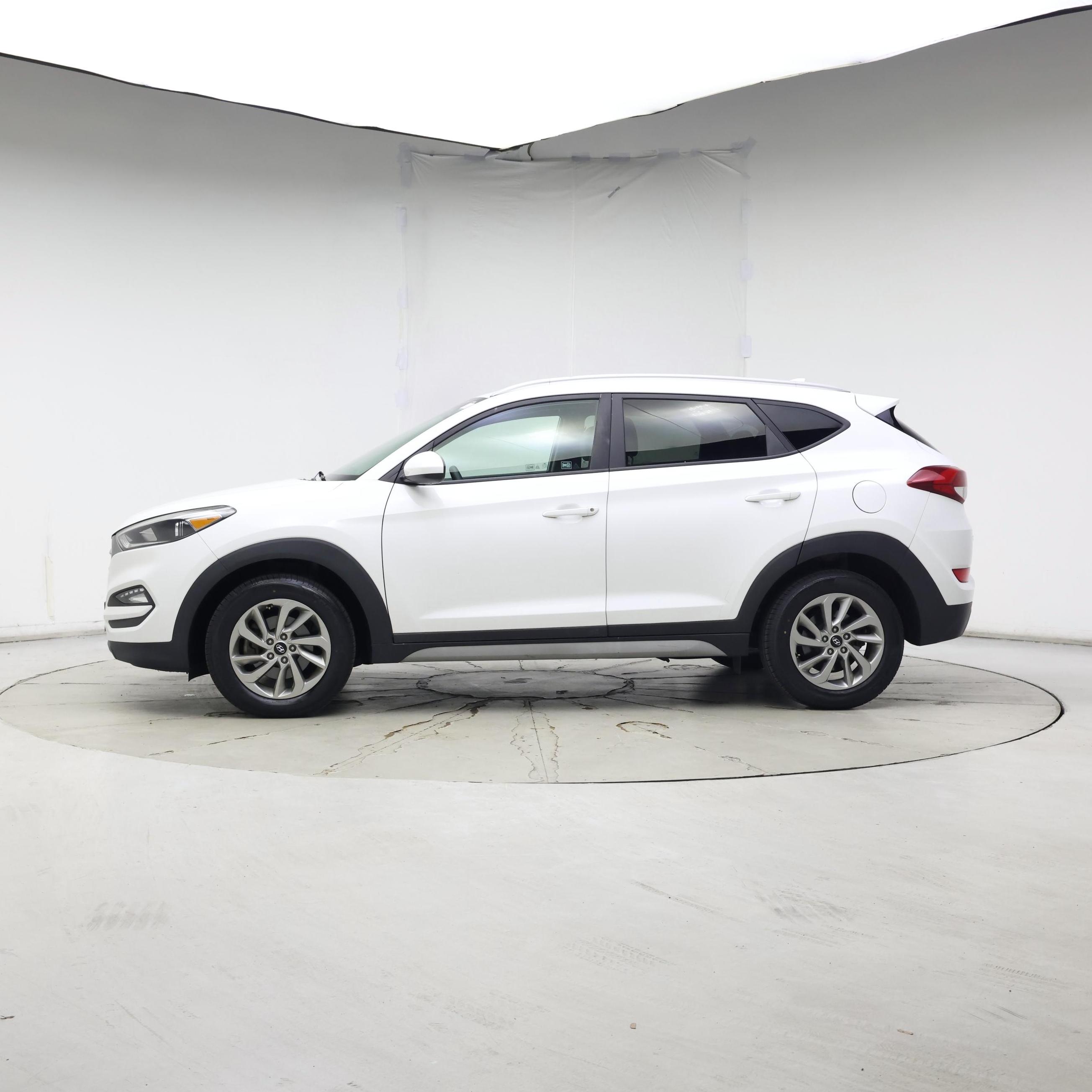 Thumbnail: 2018 Hyundai Tucson - 3