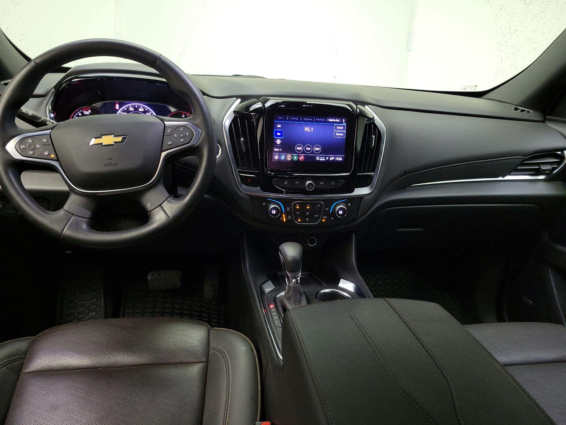 Thumbnail: 2023 Chevrolet Traverse - 9