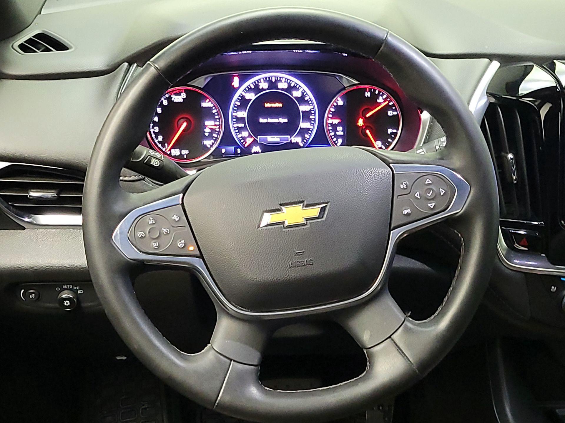 Thumbnail: 2023 Chevrolet Traverse - 10