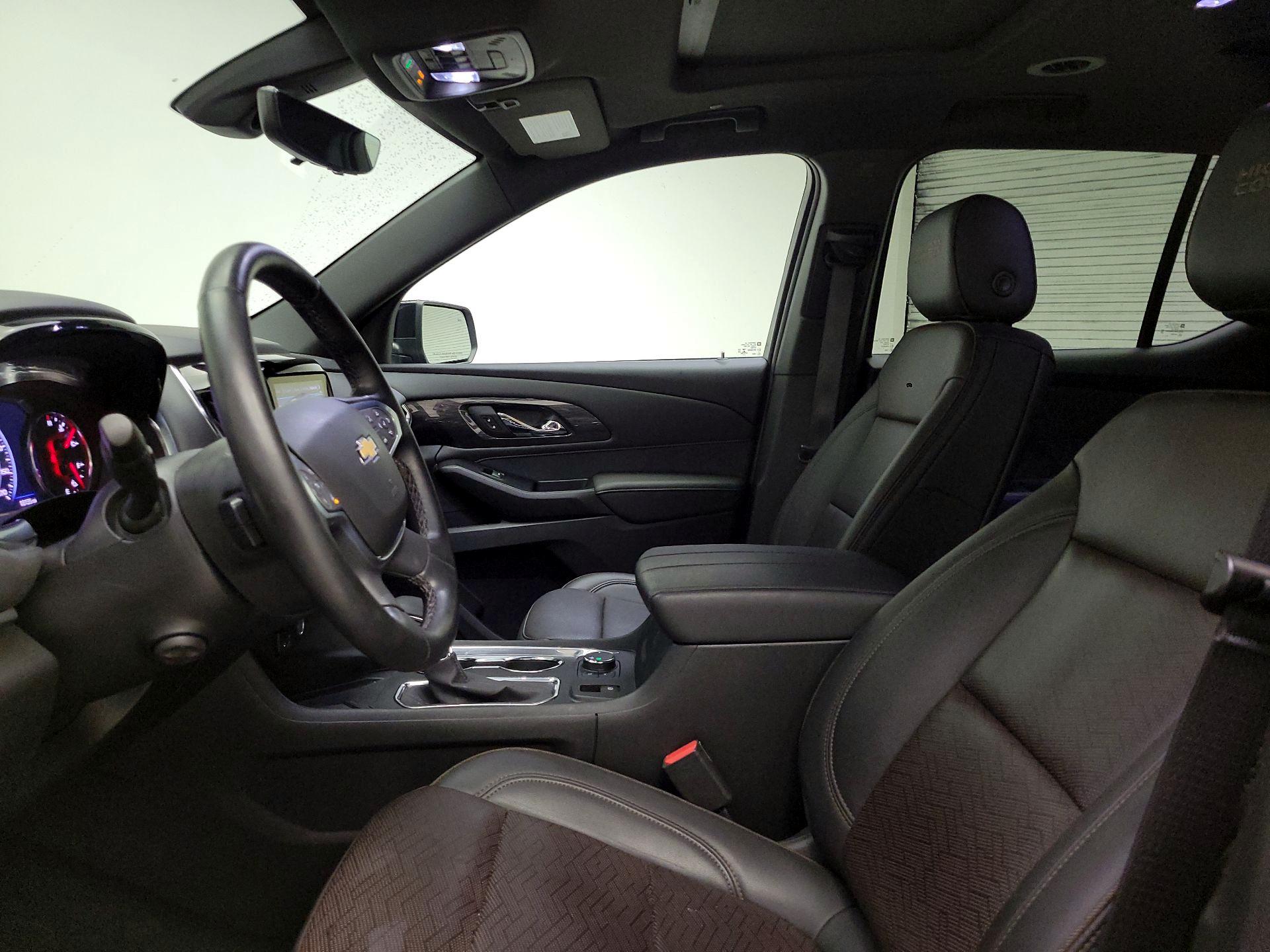 Thumbnail: 2023 Chevrolet Traverse - 11