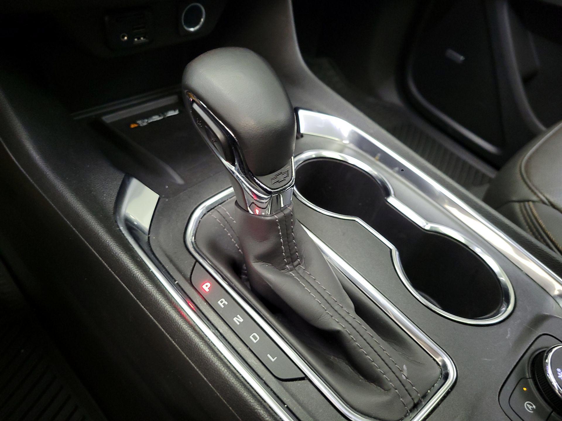 Thumbnail: 2023 Chevrolet Traverse - 17