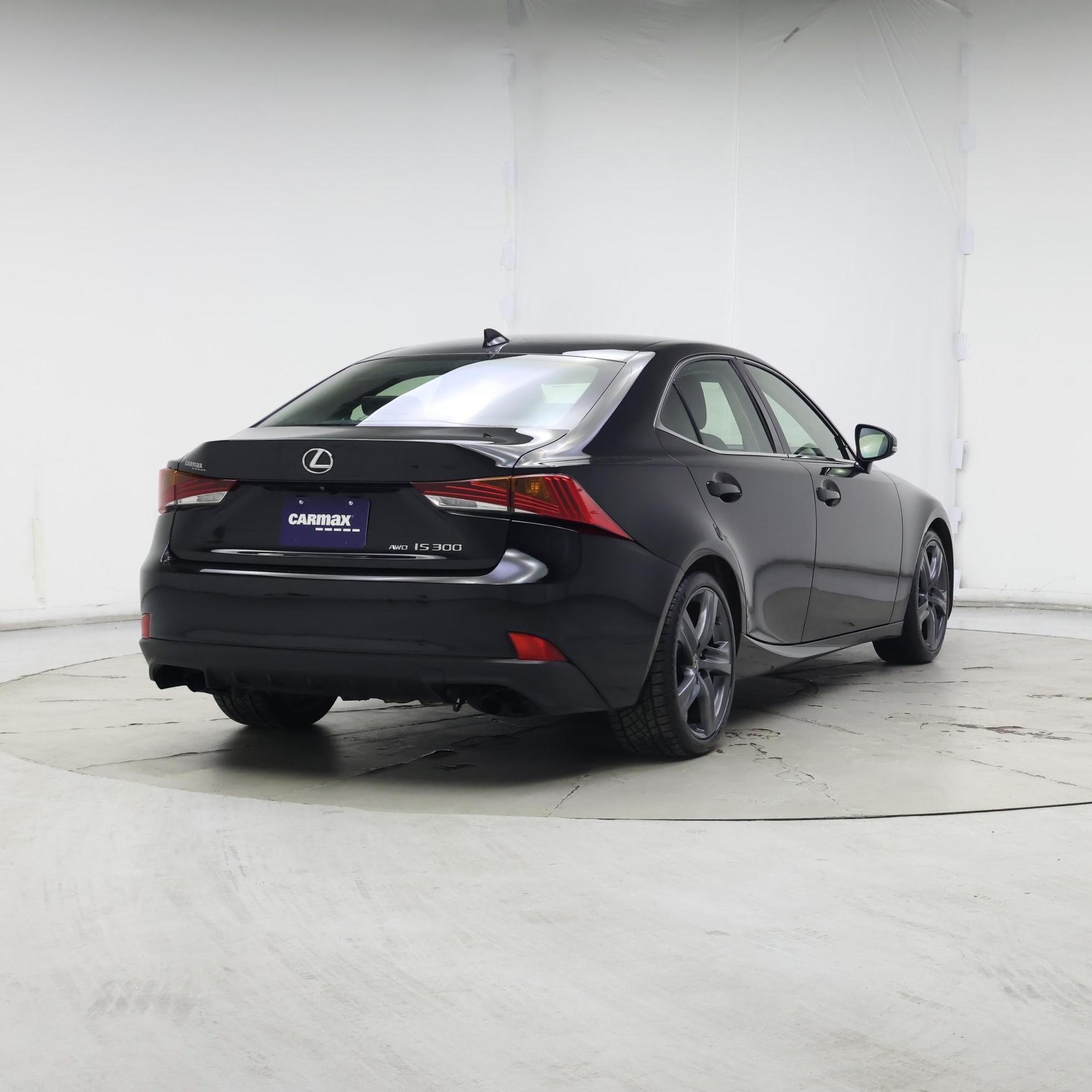 Thumbnail: 2018 Lexus IS - 8