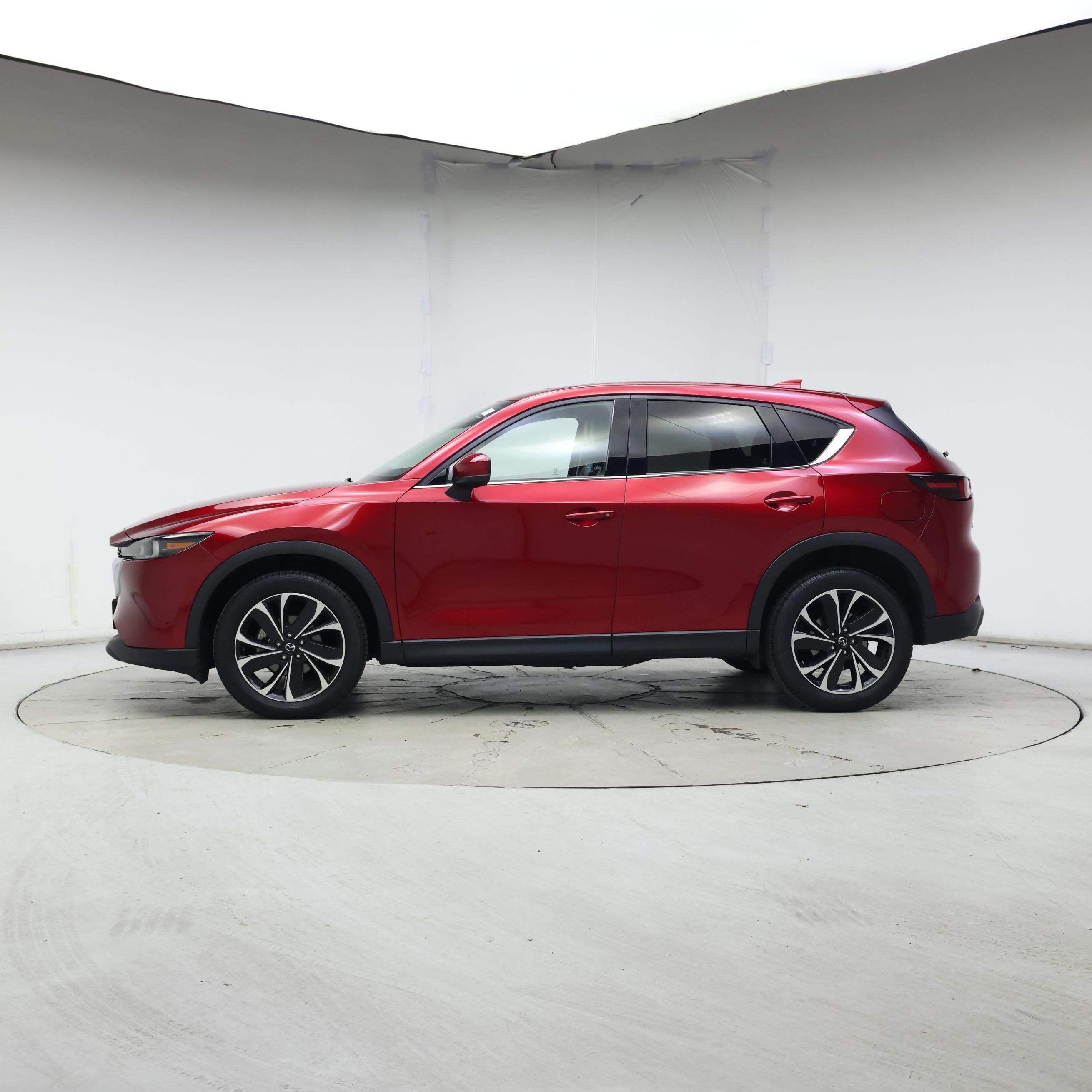 Thumbnail: 2022 Mazda CX-5 - 3