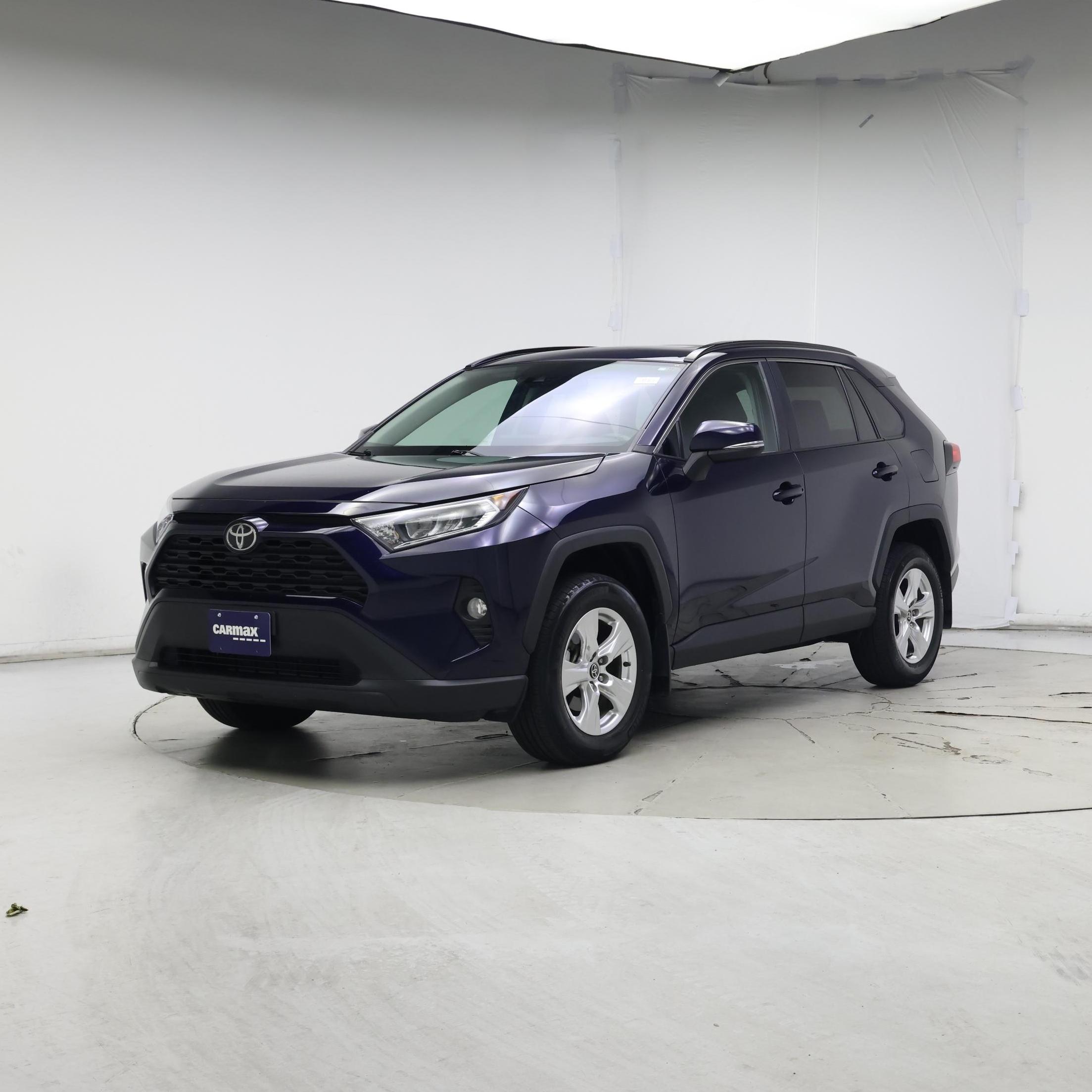 Thumbnail: 2021 Toyota RAV4 - 4