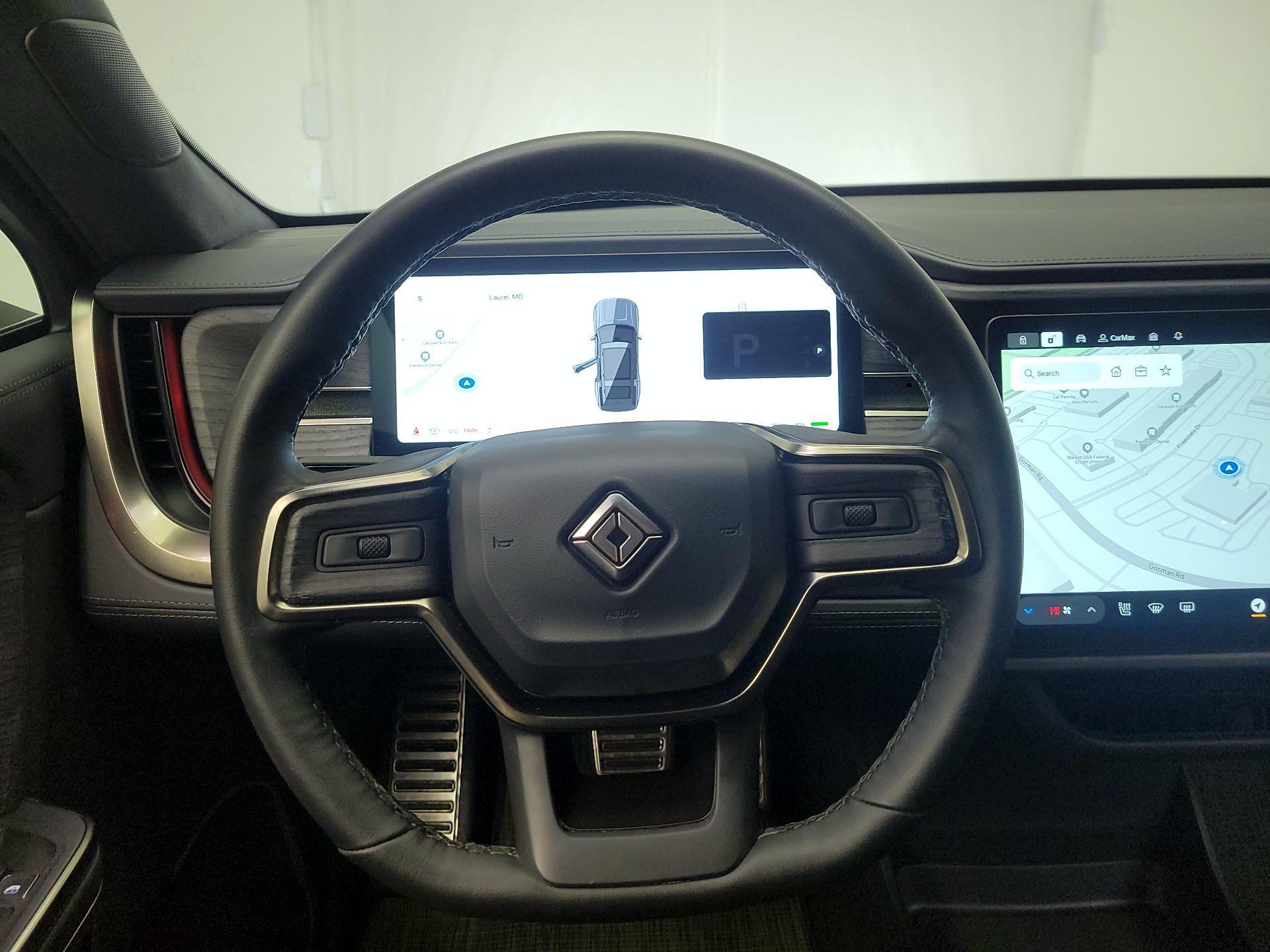 Thumbnail: 2023 Rivian R1S - 10