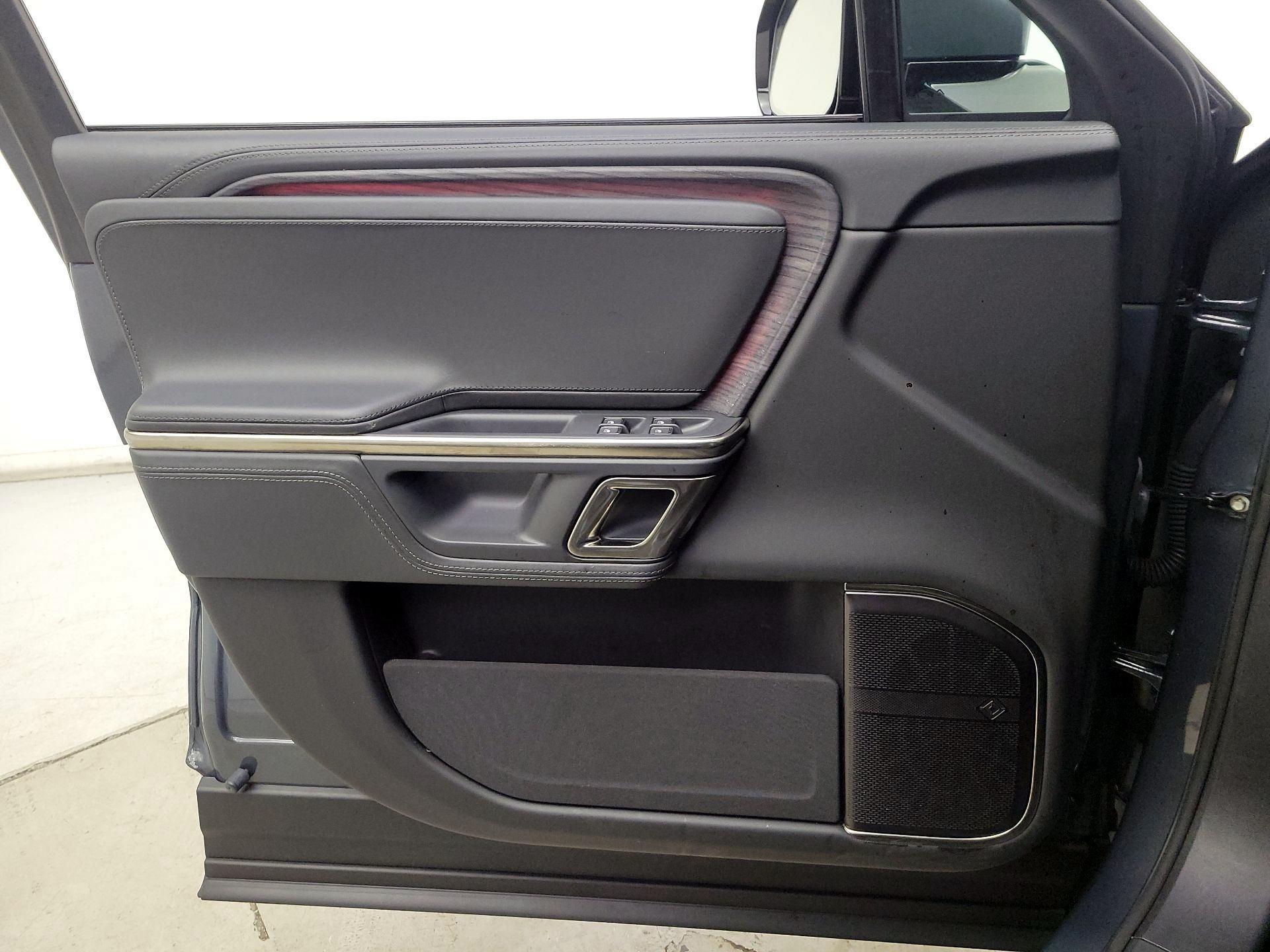 Thumbnail: 2023 Rivian R1S - 12