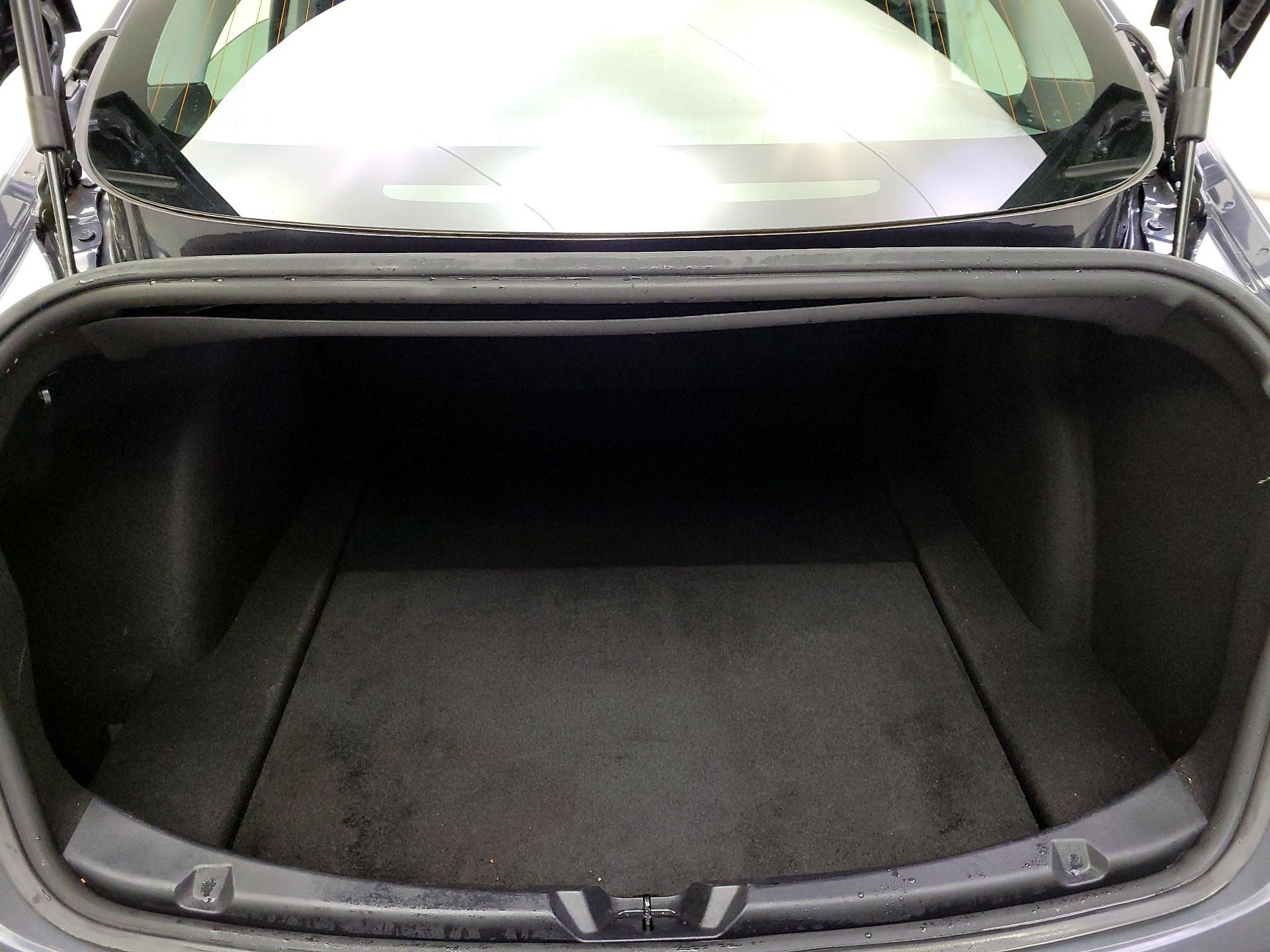 Thumbnail: 2019 Tesla Model 3 - 20