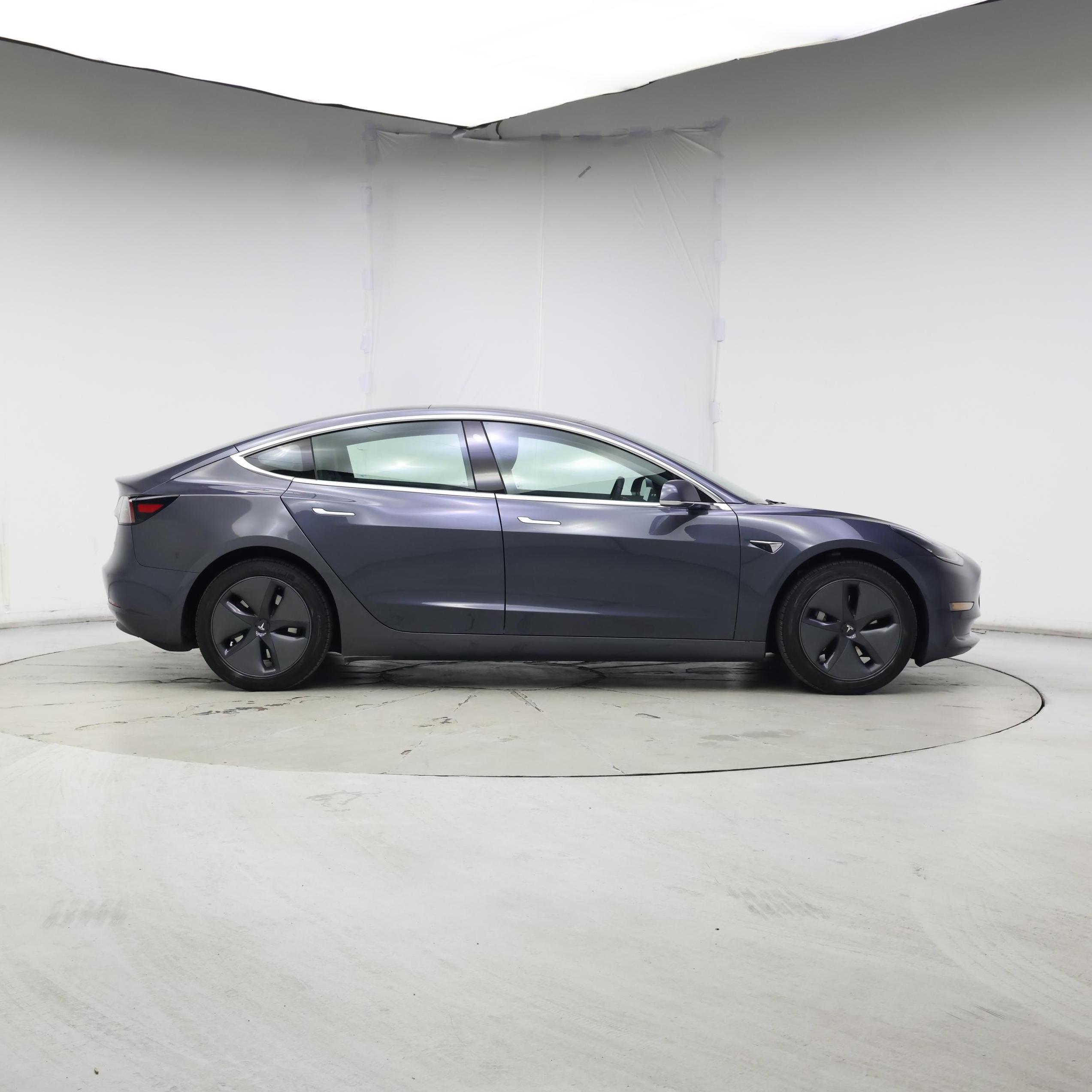 Thumbnail: 2019 Tesla Model 3 - 7