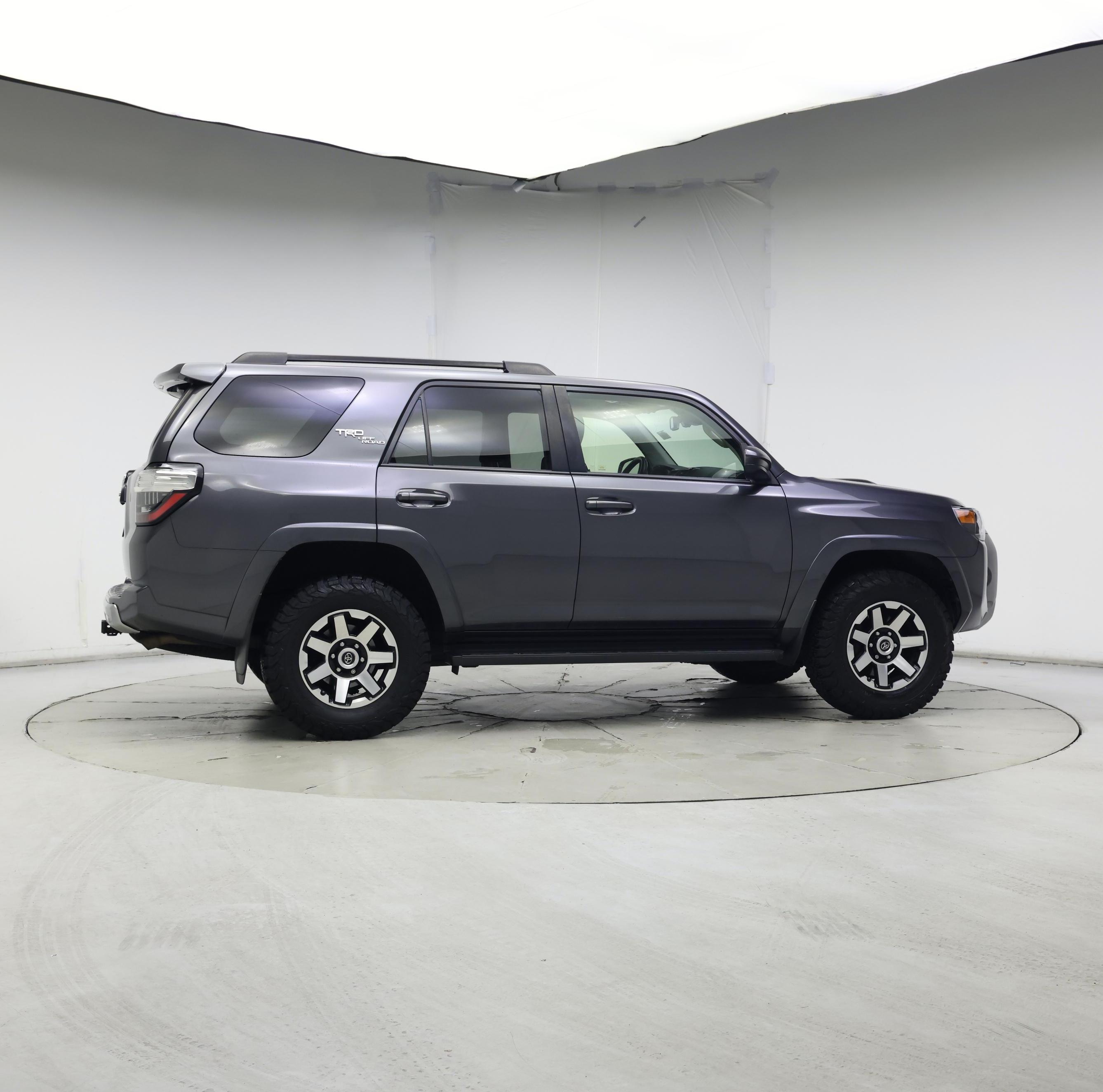 Thumbnail: 2020 Toyota 4Runner - 7