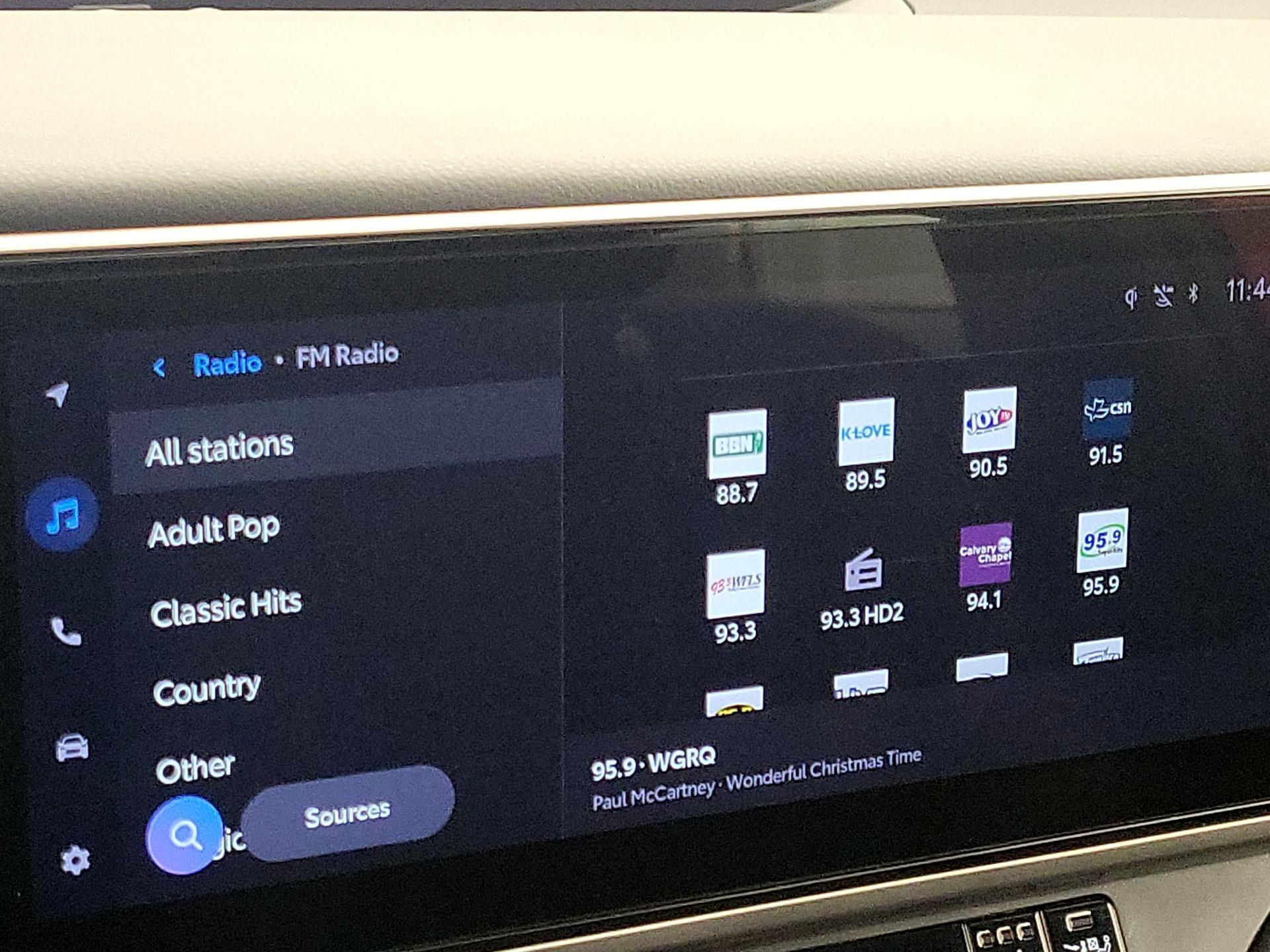 Thumbnail: 2025 Toyota Camry - 15