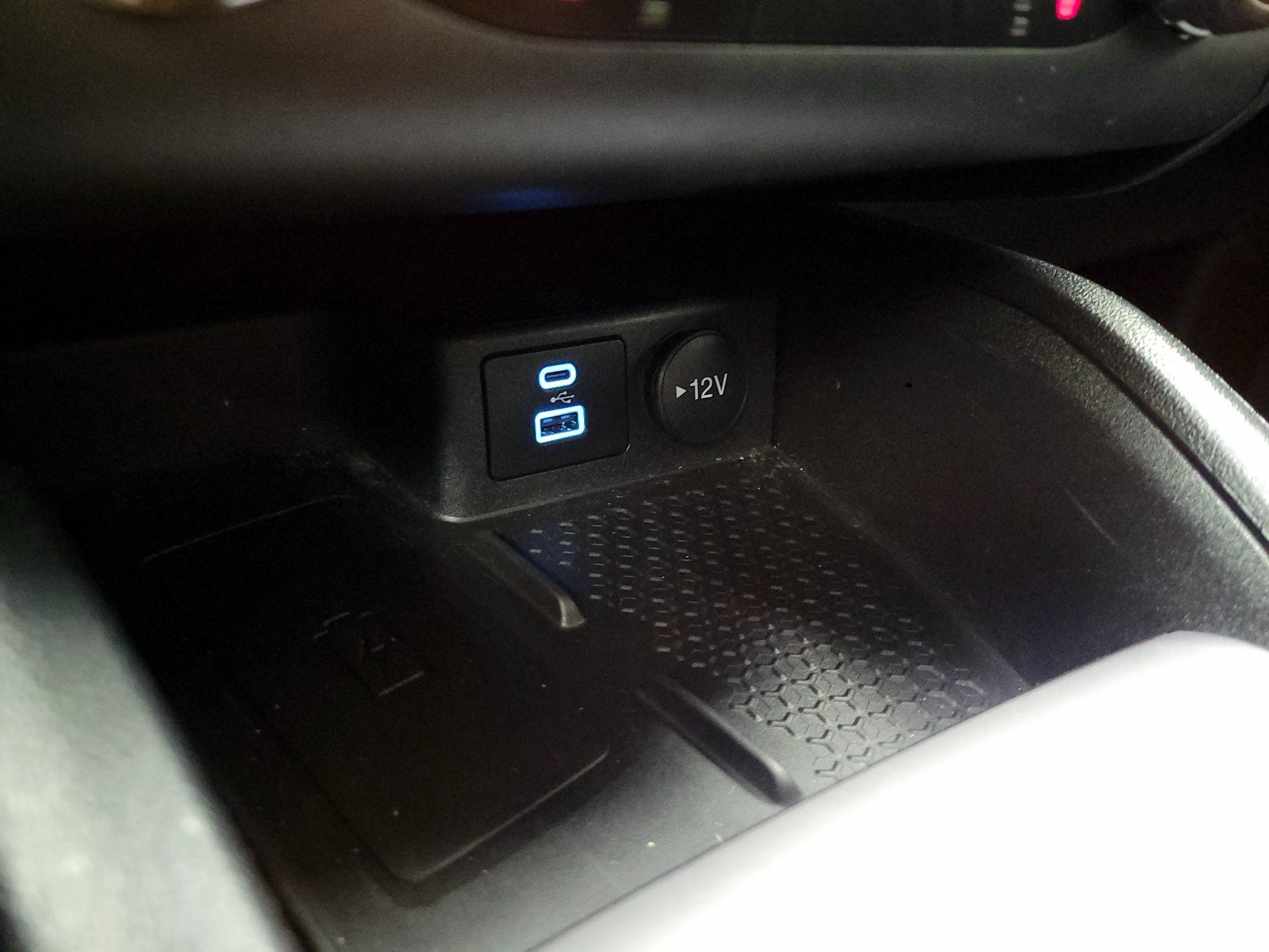 Thumbnail: 2022 Ford Bronco Sport - 18