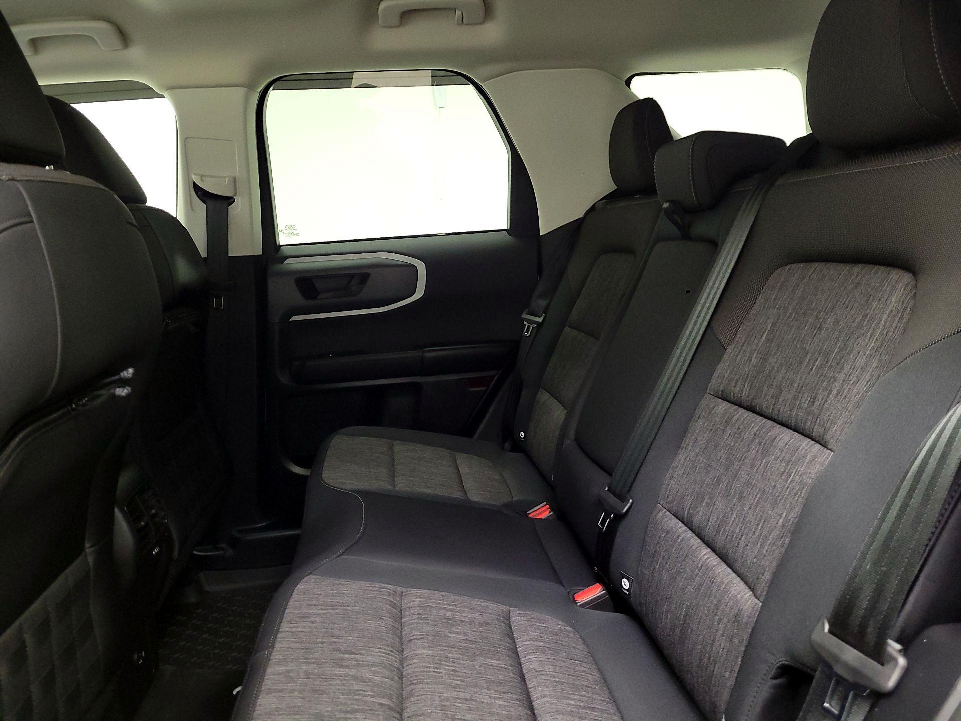 Thumbnail: 2022 Ford Bronco Sport - 19