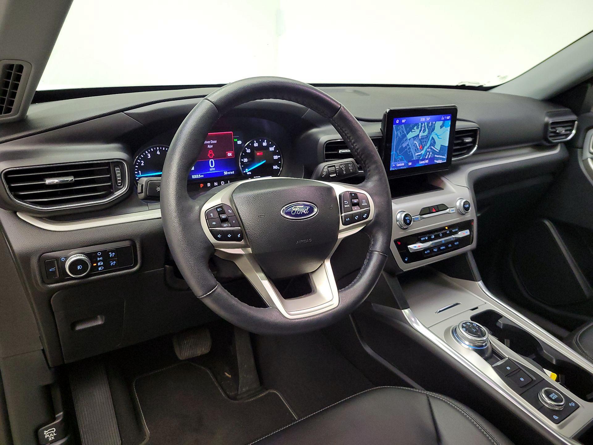 Thumbnail: 2023 Ford Explorer - 9