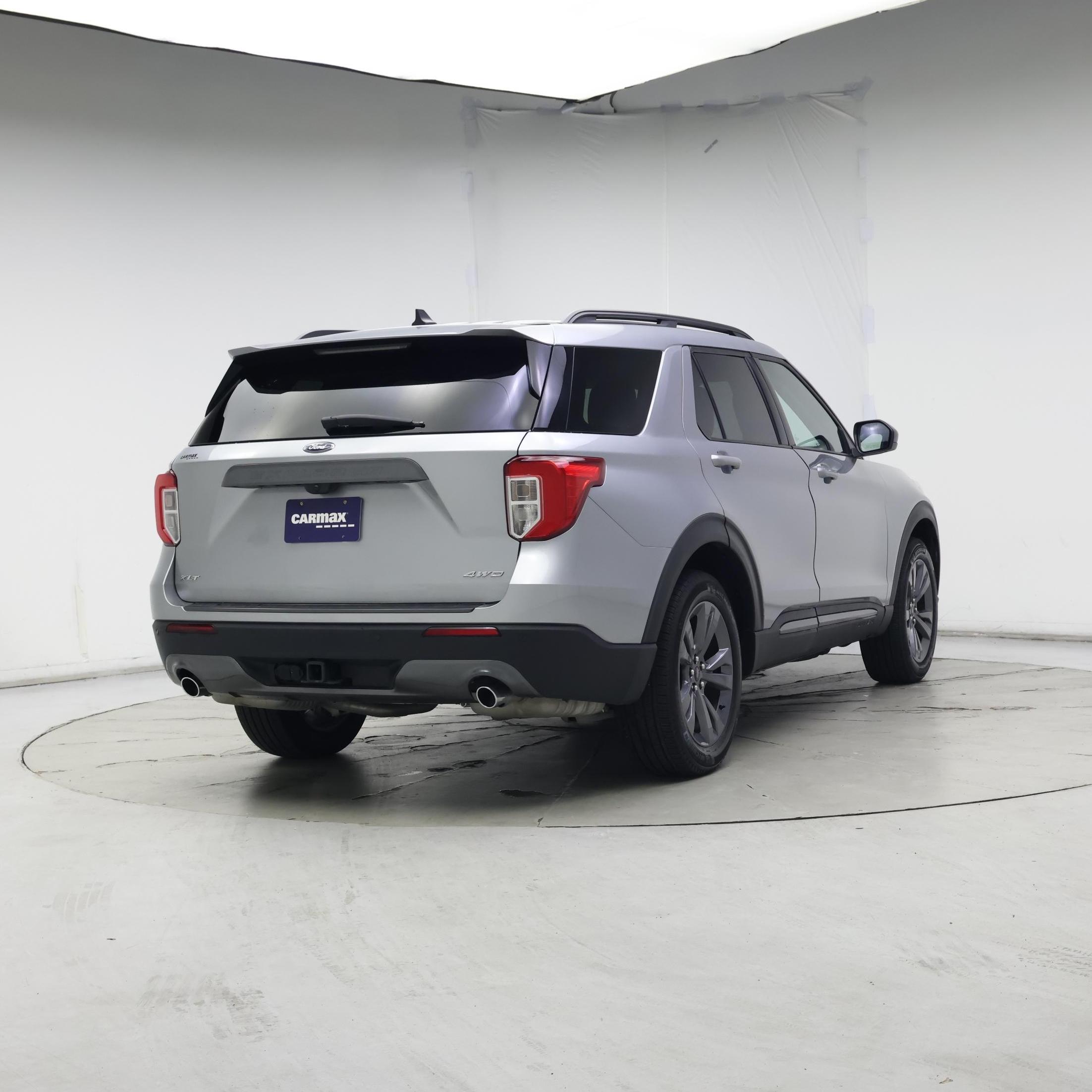 Thumbnail: 2023 Ford Explorer - 8