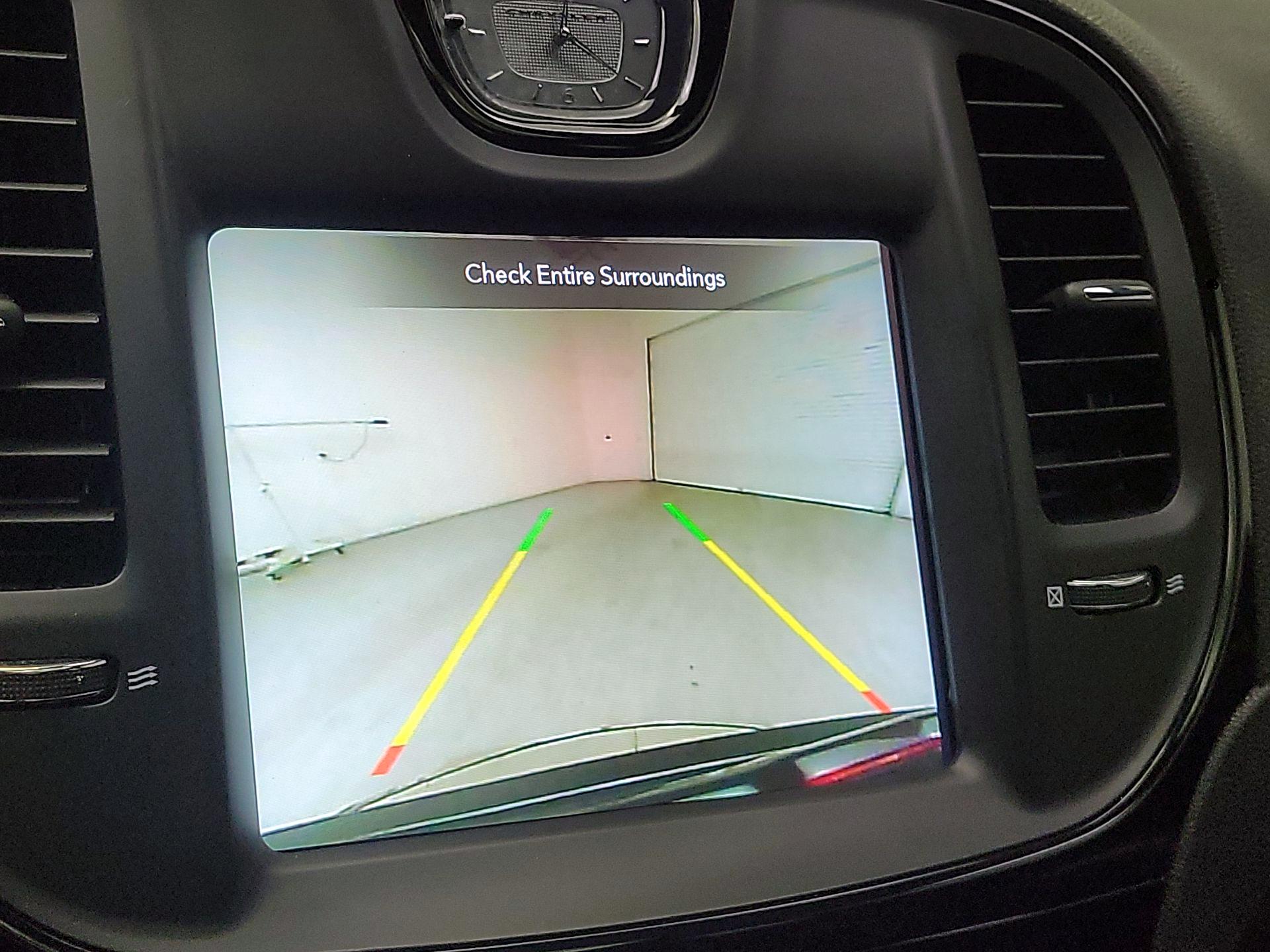 Thumbnail: 2023 Chrysler 300 - 15