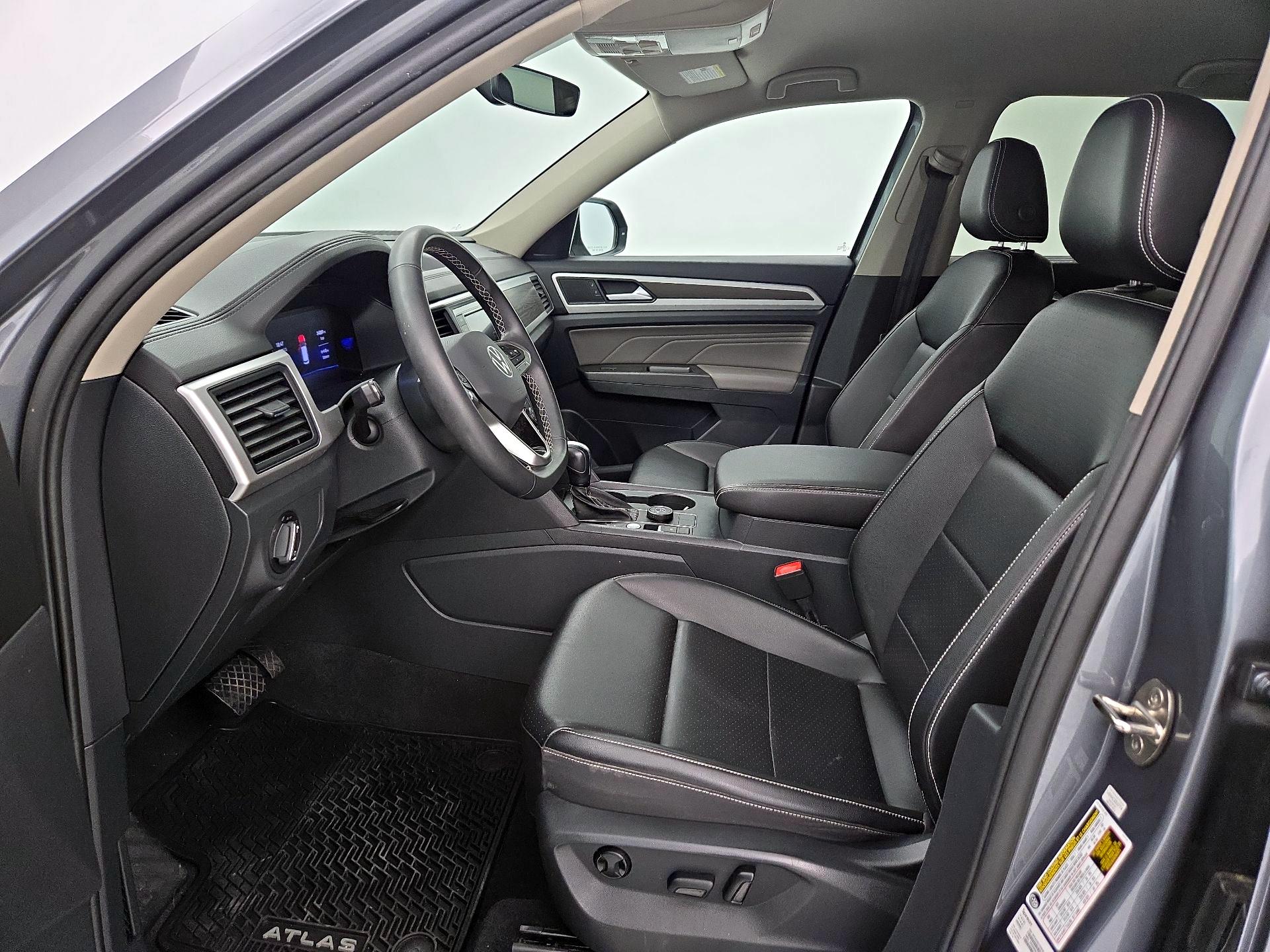 Thumbnail: 2022 Volkswagen Atlas - 11