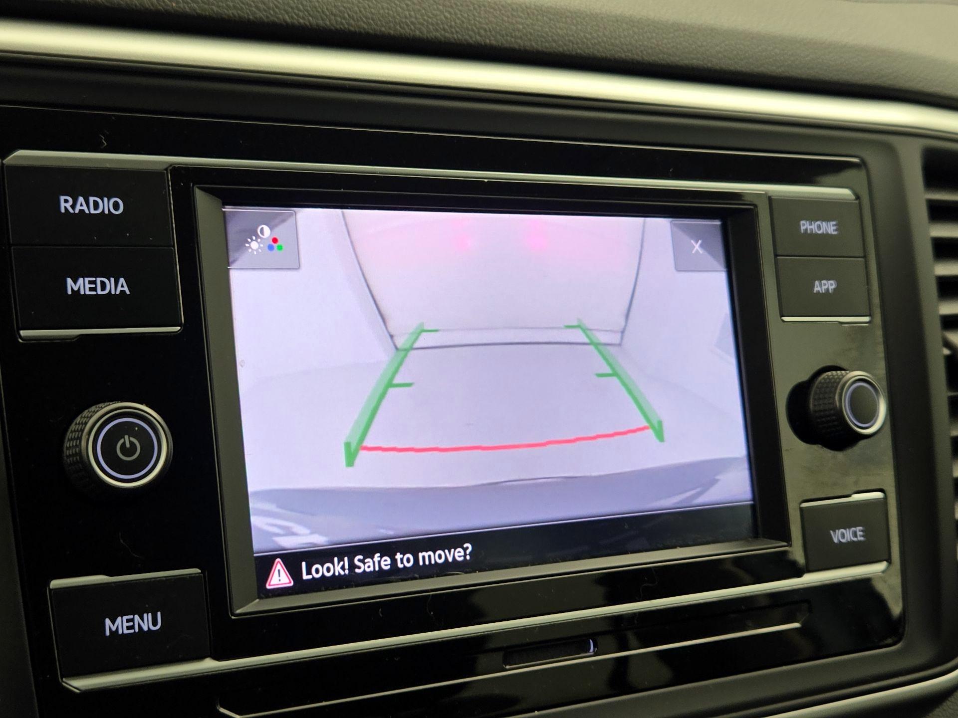 Thumbnail: 2022 Volkswagen Atlas - 14