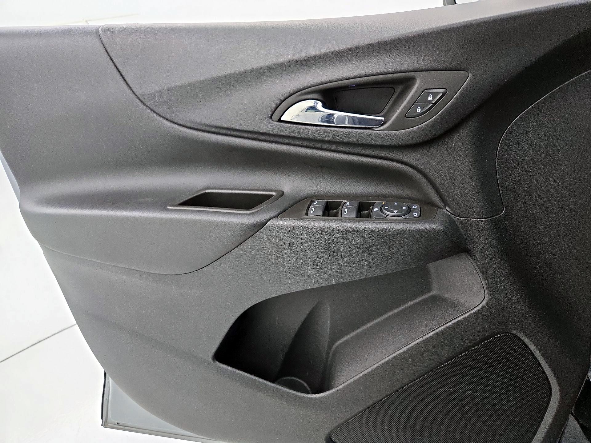 Thumbnail: 2023 Chevrolet Equinox - 12