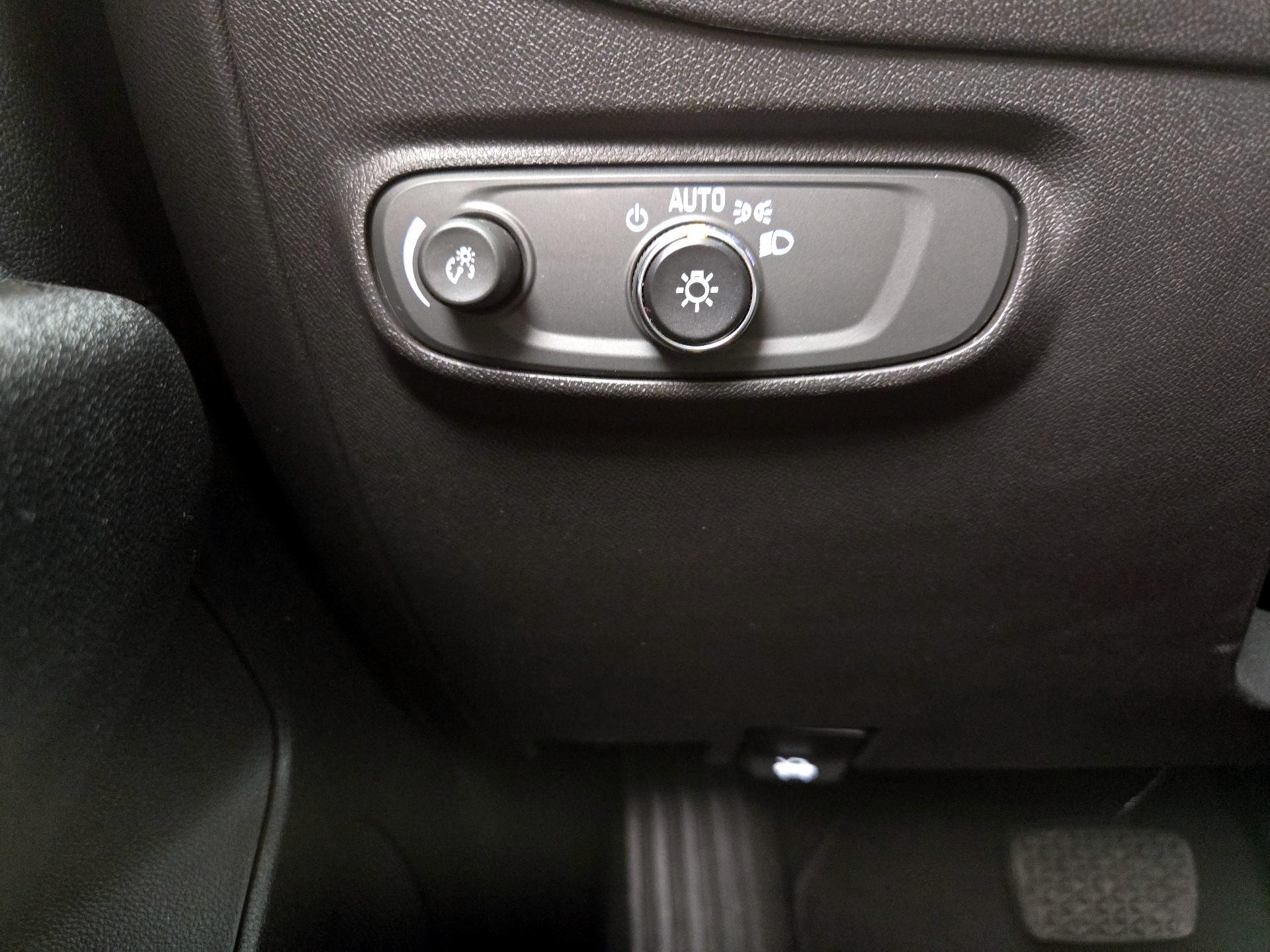 Thumbnail: 2023 Chevrolet Equinox - 13