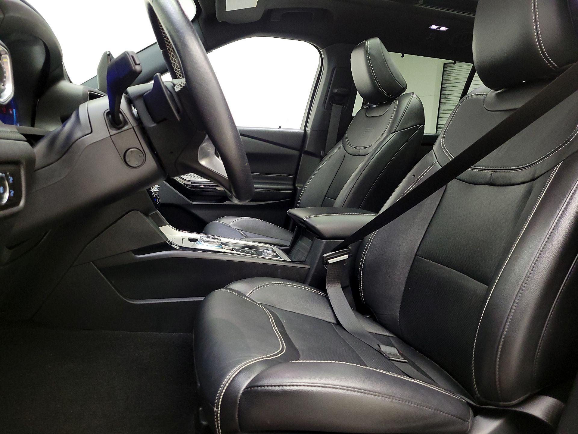 Thumbnail: 2023 Ford Explorer - 11