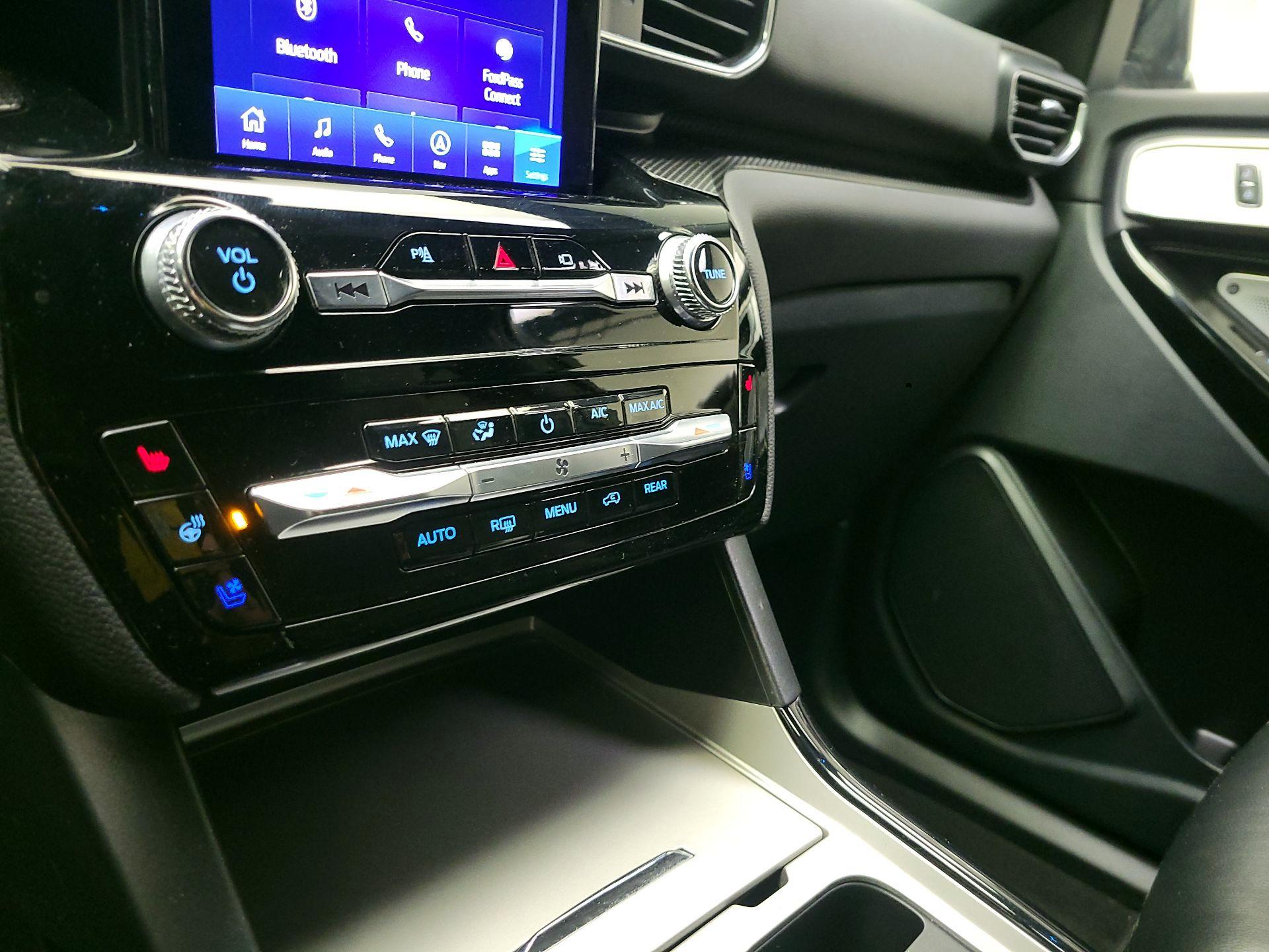 Thumbnail: 2023 Ford Explorer - 17