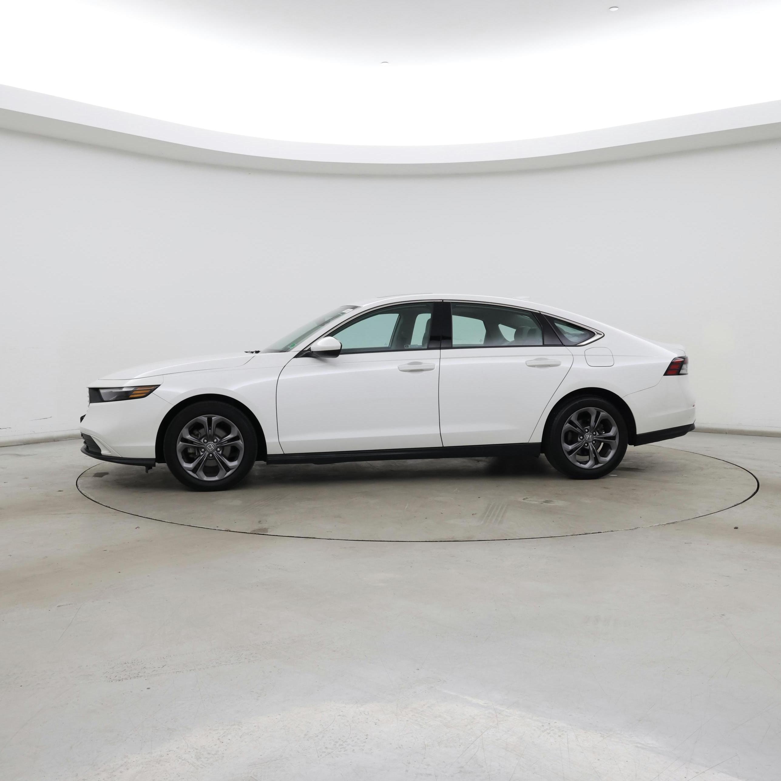 Thumbnail: 2023 Honda Accord - 3