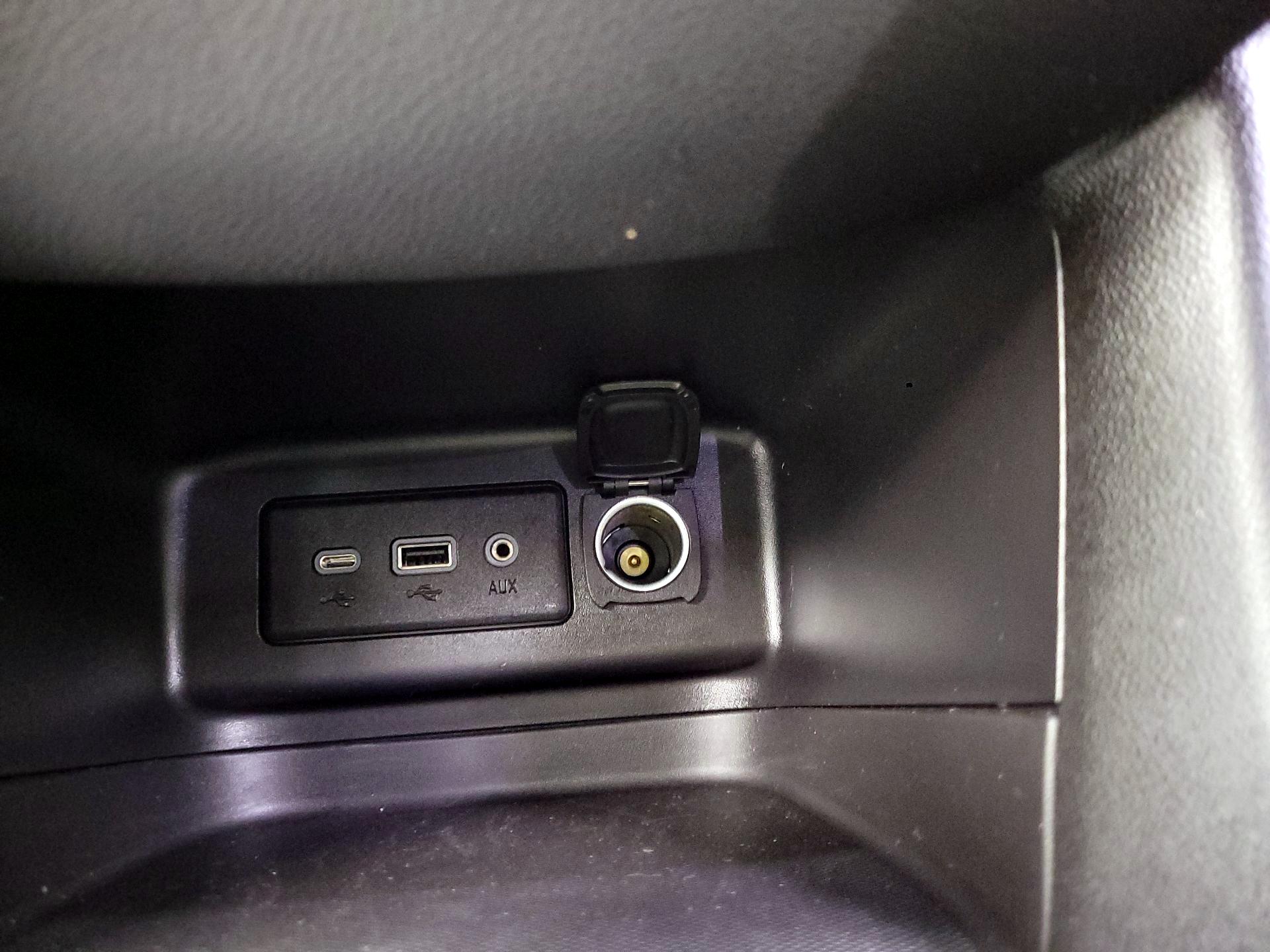 Thumbnail: 2023 Chevrolet Equinox - 18