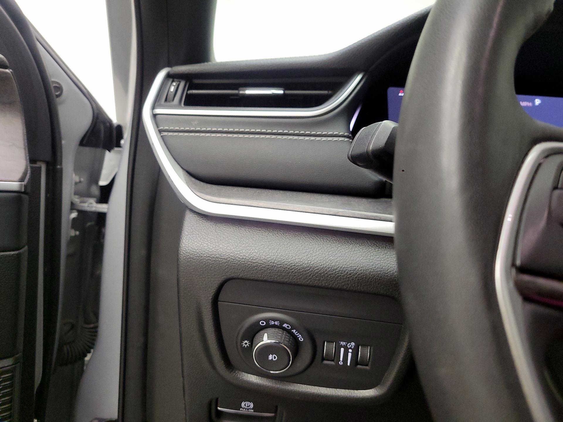 Thumbnail: 2024 Jeep Grand Cherokee - 13